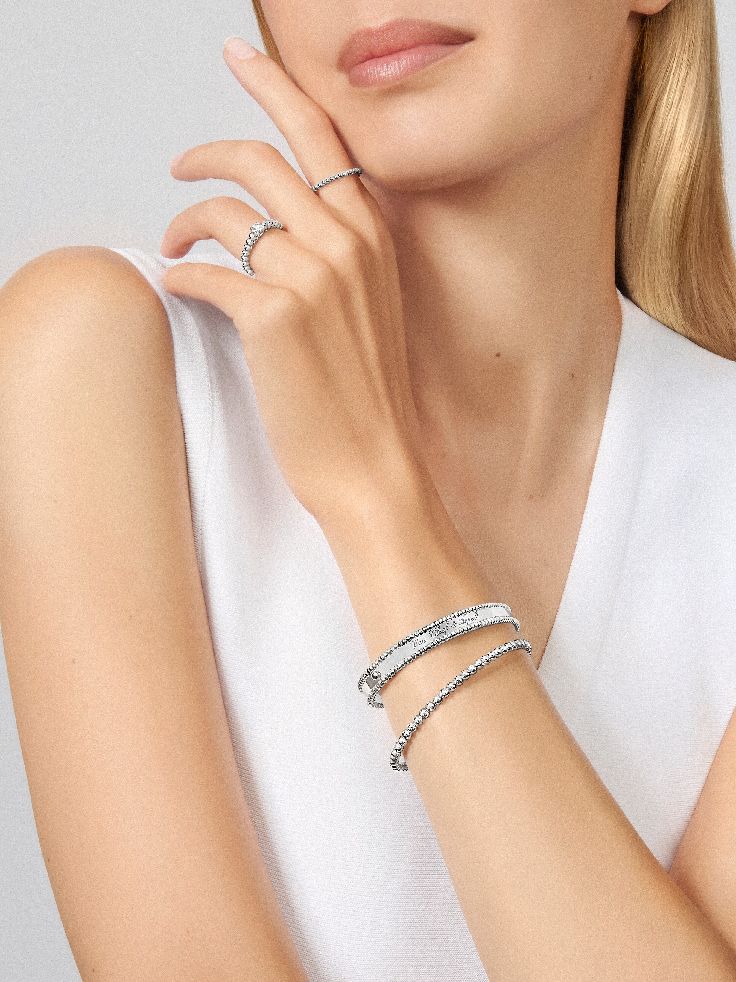 خاتم سوليتير بيرليه 0.30 قيراط فئة DVVS2, ذهب أبيض 18 قيراط, ماس:  1 حجر,  0.3 الوزن, Worn Alternative, Jewelry Ring - Van Cleef & Arpels