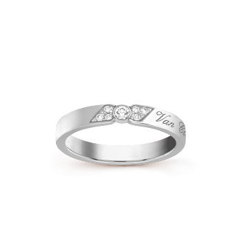 Five-stone wedding band reference