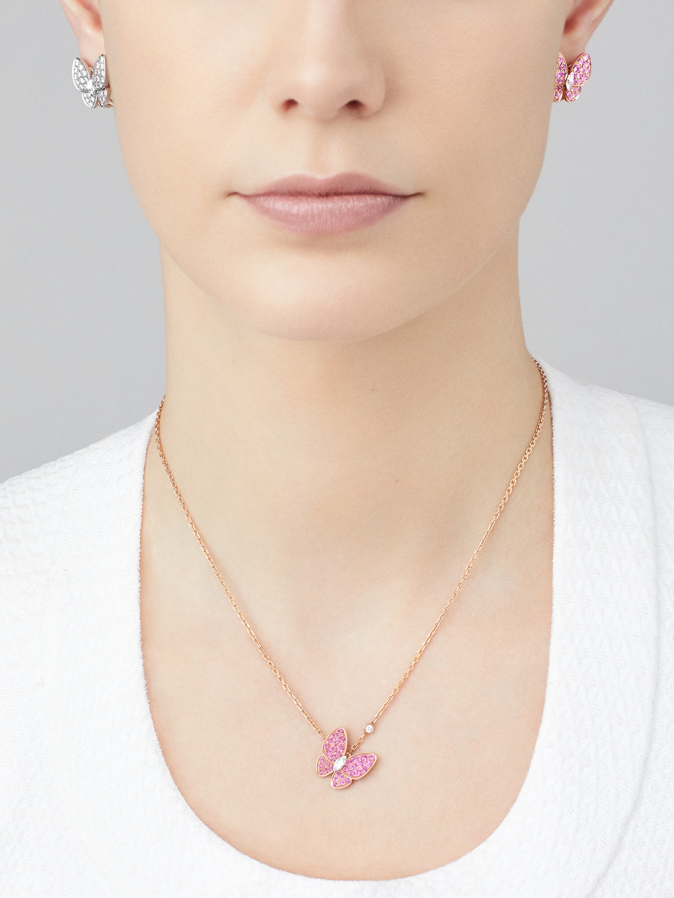 Two Butterfly pendant 18K rose gold, Diamond, Sapphire - Van Cleef