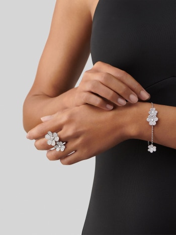 Frivole Between the Finger ring, Diamond:112 stones, 2.1 carats, THREE_FOURTH, Jewelry Ring