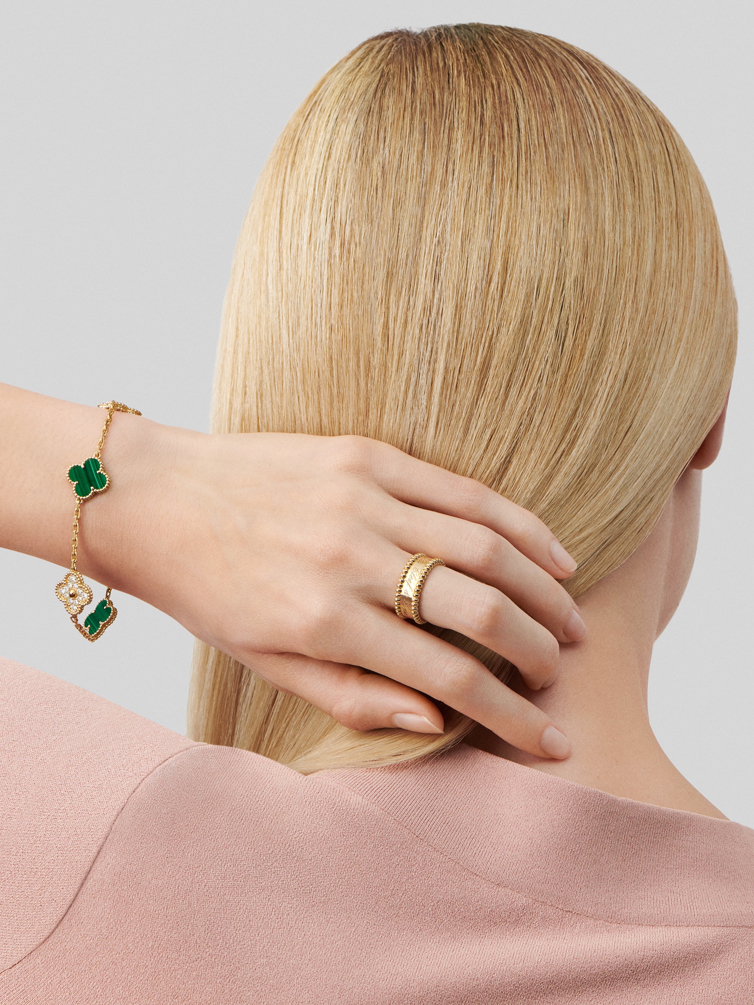 Van Cleef & Arpels Pink Gold Sweet Alhambra Clover Bracelet,Malachite