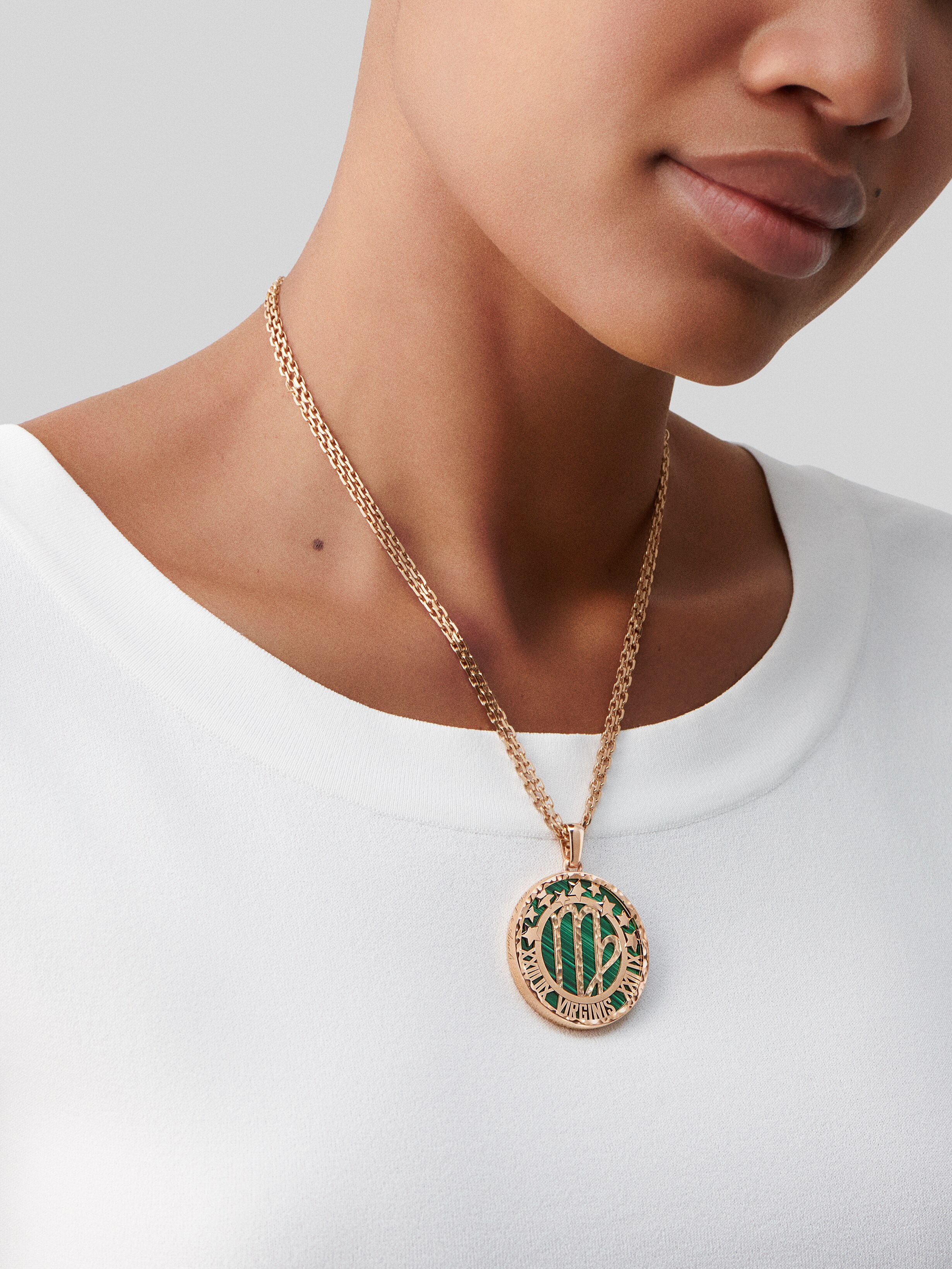 Van Cleef & Arpels Pendant, Yellow Gold & Malachite