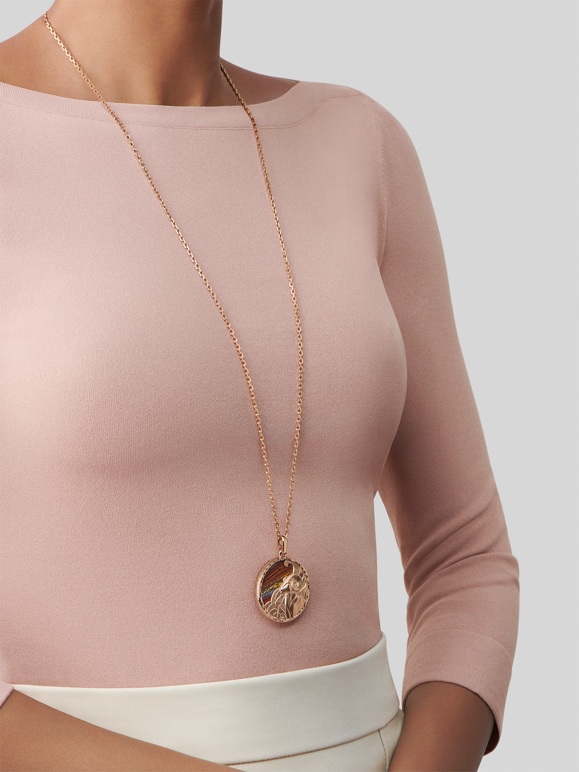 aries　long　drop　necklace