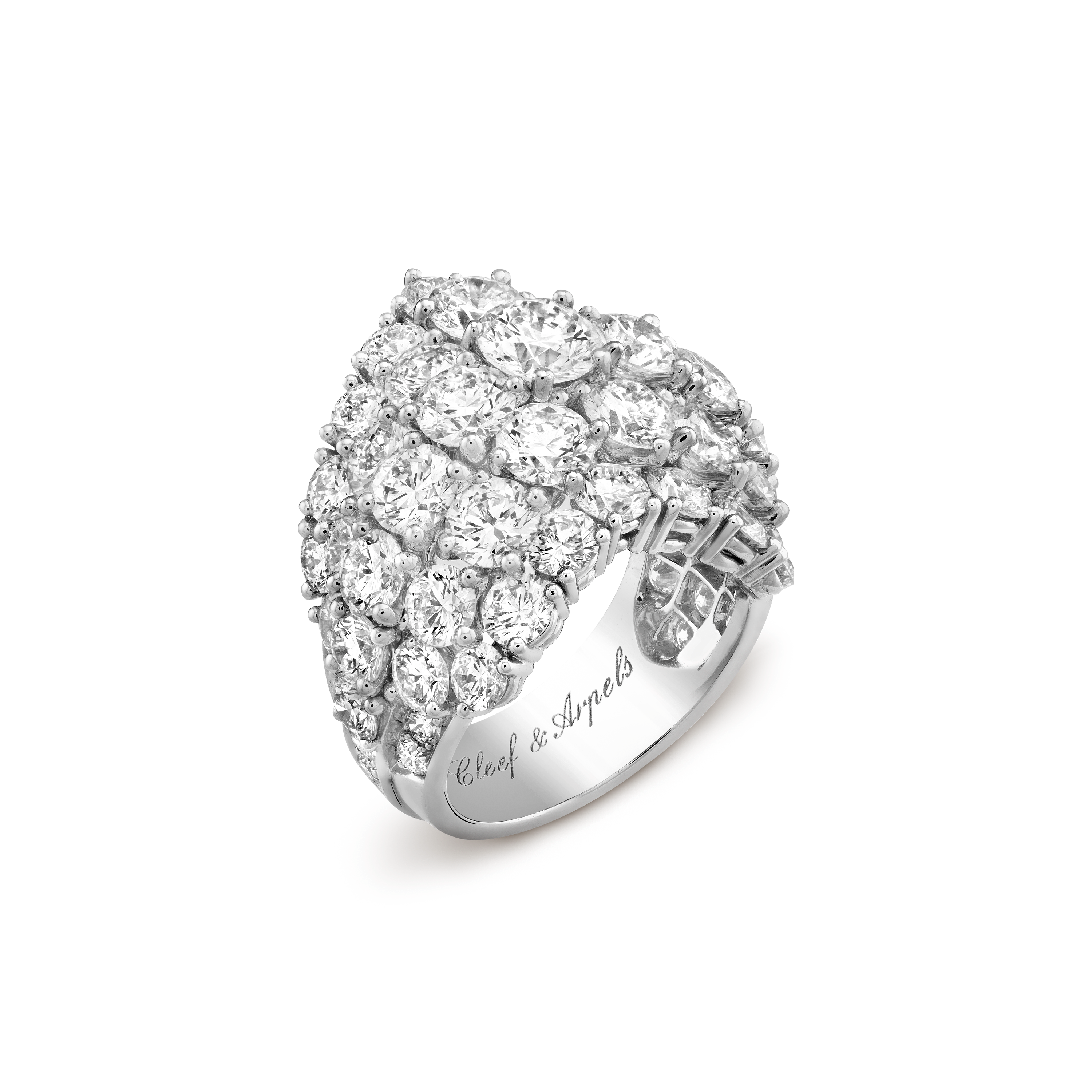 Anello À Cheval, Oro bianco 750/1000, Diamante:  56 pietre,  9.15 carati, Three Fourth, High Jewelry Ring - Van Cleef & Arpels
