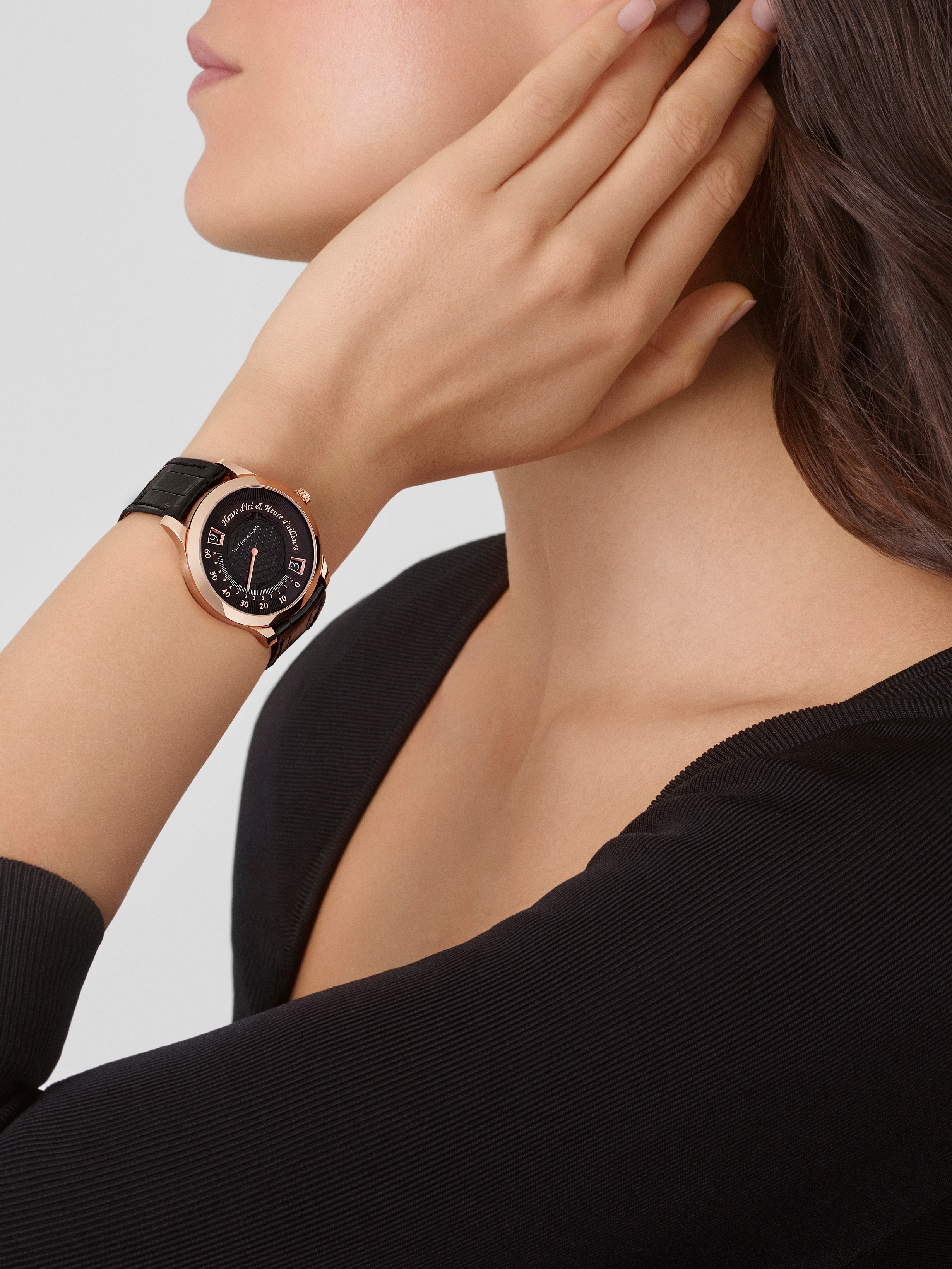 ミッドナイト ユール ディシ エ ユール ダイヨール ウォッチ, 18K ローズ ゴールド, Worn Detail, Watch - ヴァン クリーフ&アーペル - Van Cleef & Arpels