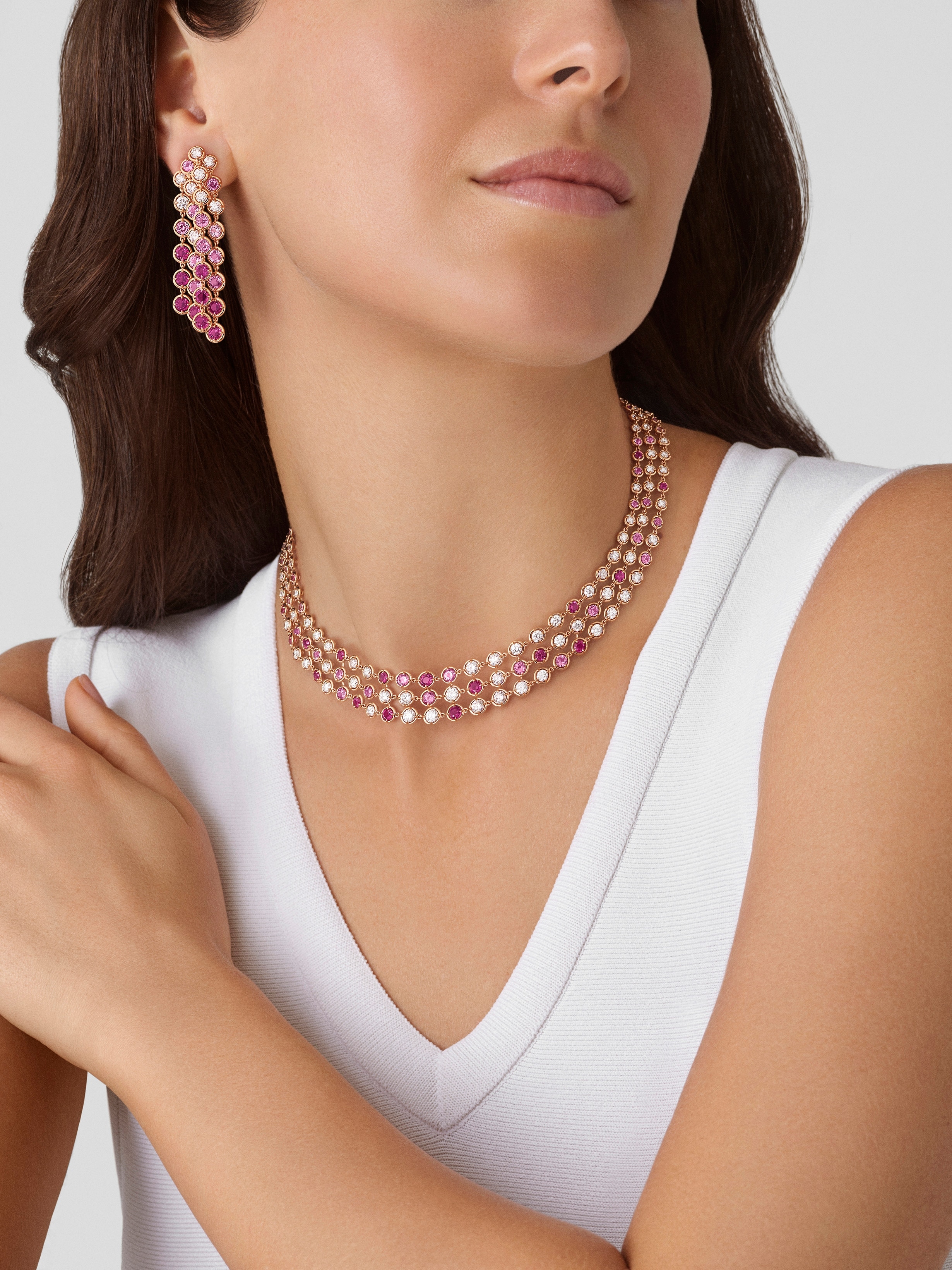 Palmyre 4 rows earrings, 18K rose gold, Diamond:  16 stones,  2.41 carats, Sapphire:  40 stones,  12.1 carats, Worn Detail, High Jewelry Earrings - Van Cleef & Arpels