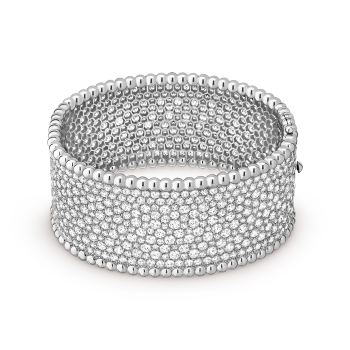 VCARO2EY00 - سوار قيد بيرليه مرصع بالماس، موديل متوسط