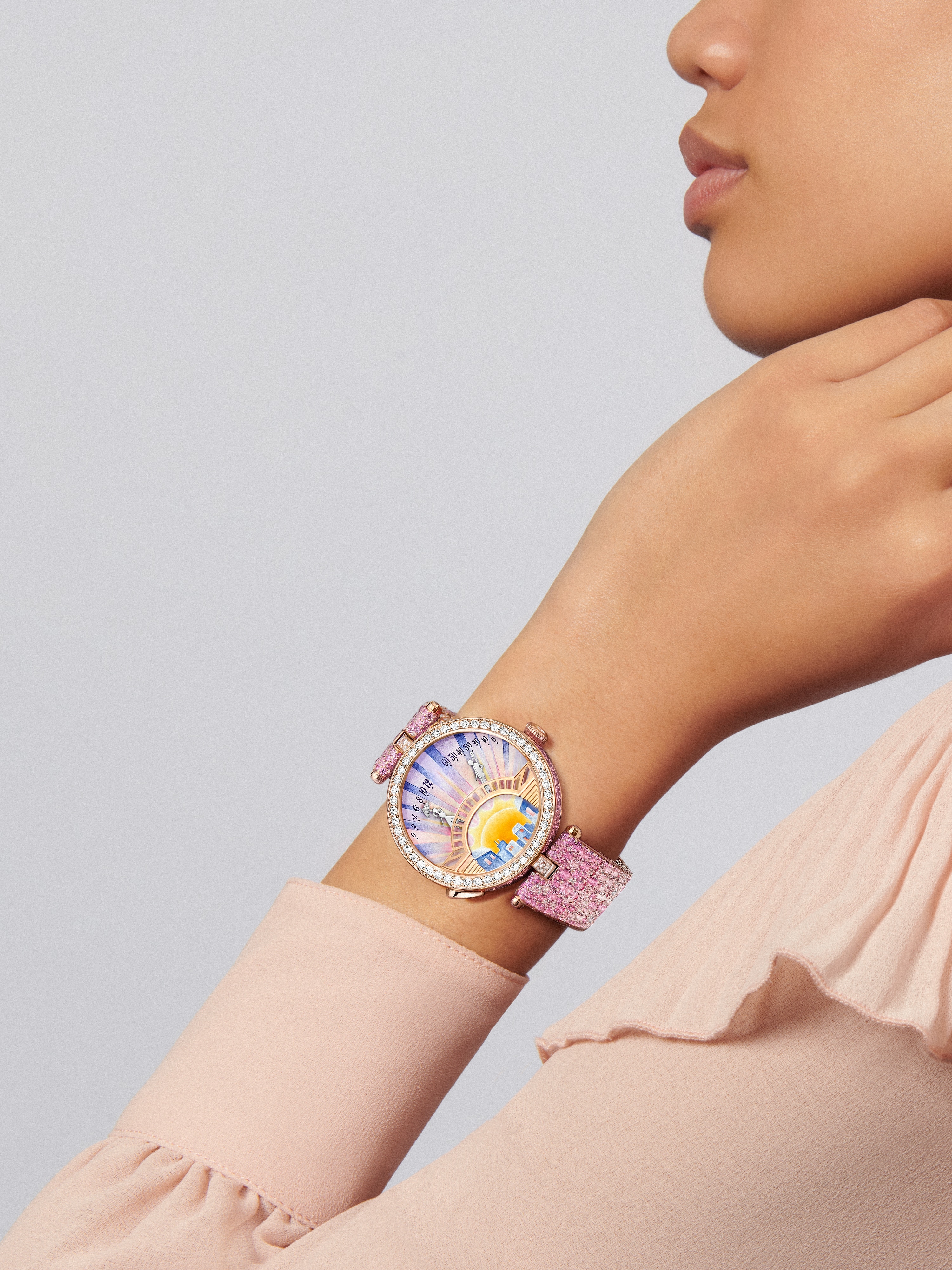 レディ アーペル ポン デ ザムルー オーブ ウォッチ, 18K ローズ ゴールド, サファイア:  639 石,  18.83 カラット, ダイヤモンド:  903 石,  11.78 カラット, Worn Alternative, Watch - ヴァン クリーフ&アーペル - Van Cleef & Arpels