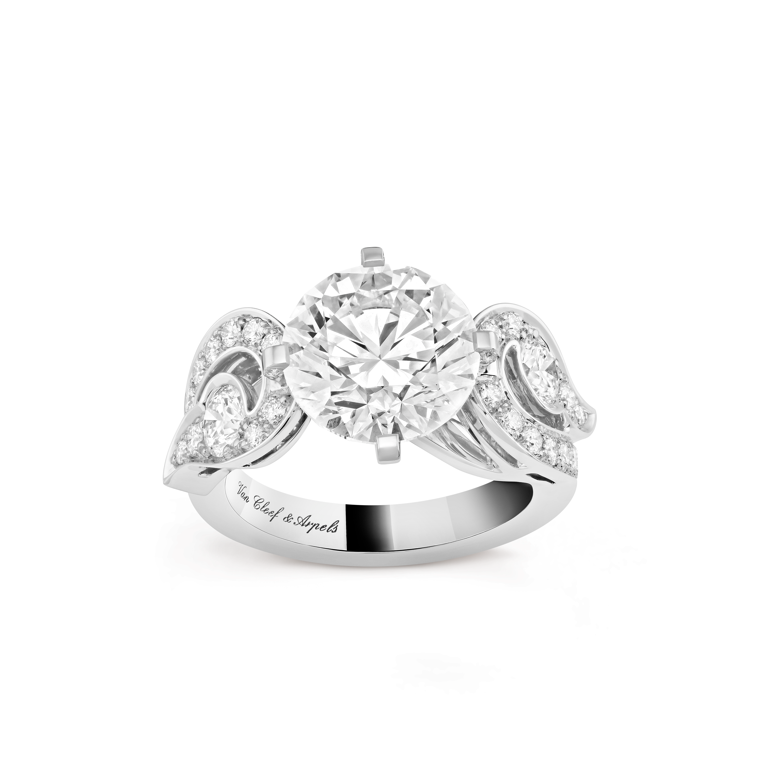 Aladdin solitaire 4.21 ct Platinum Van Cleef Arpels