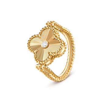 VCARPGV100 - Vintage Alhambra reversible ring