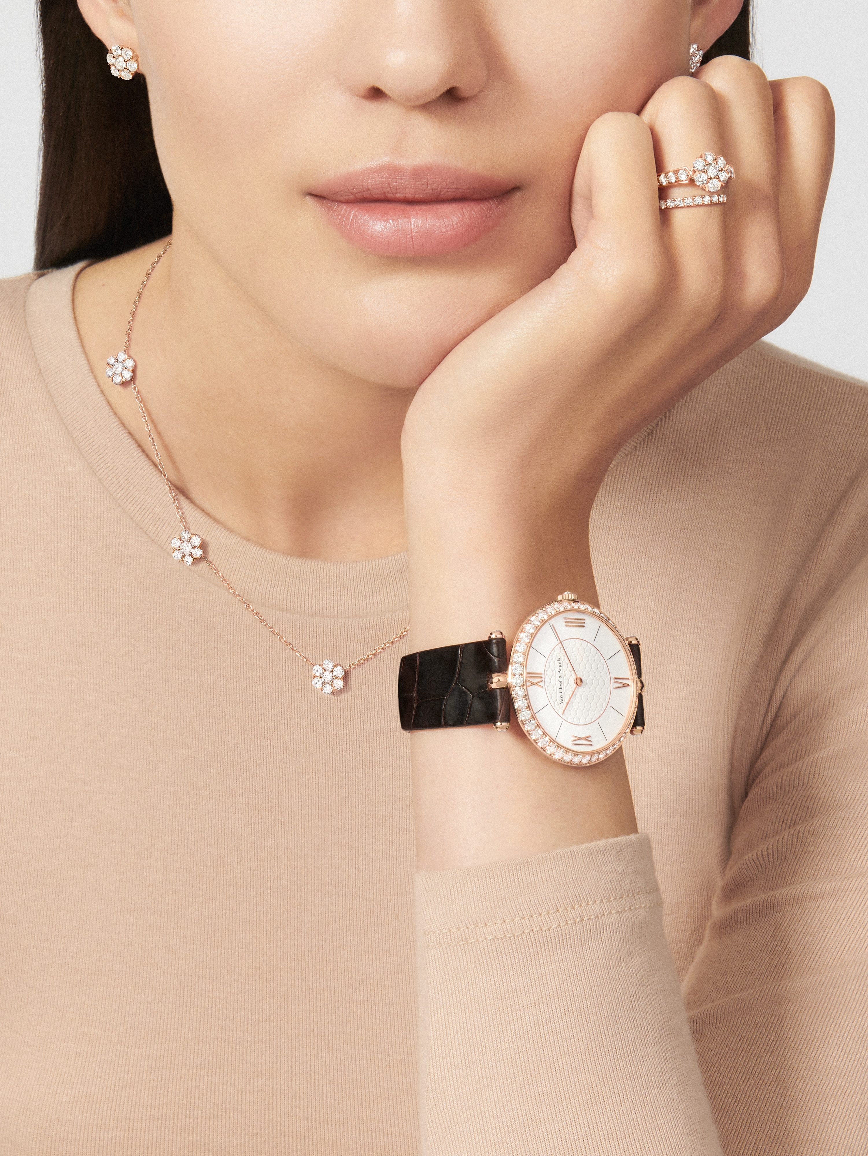 Van cleef shop fleurette necklace