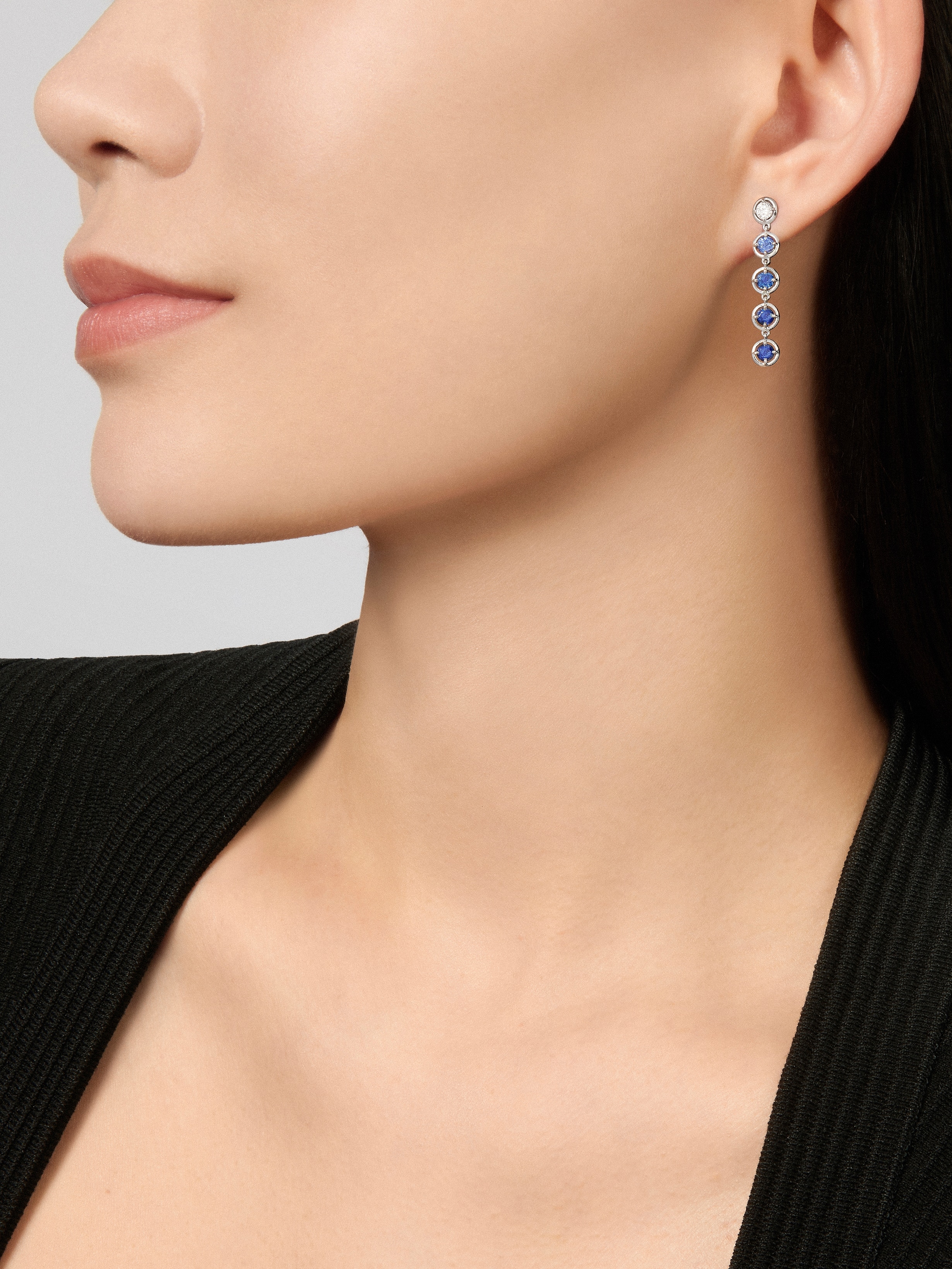 Palmyre 1 row earrings, 18K white gold, Diamond:  2 stones,  0.26 carat, Sapphire:  8 stones,  1.39 carats, Worn Alternative, High Jewelry Earrings - Van Cleef & Arpels
