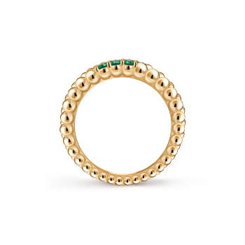 Oval lab-grown diamond solitaire ring reference
