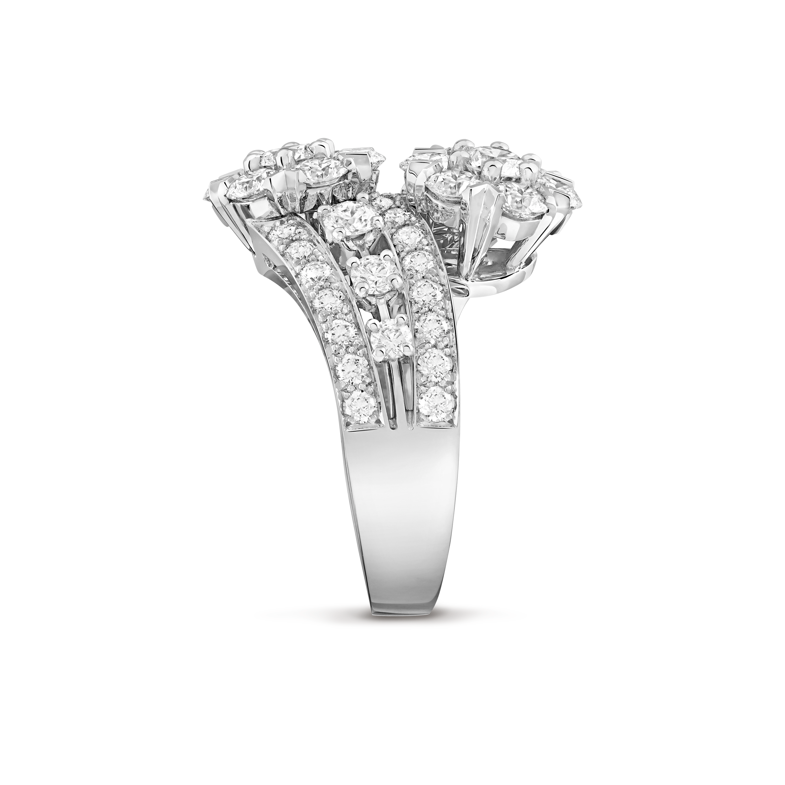 Snowflake ring, 18K white gold, Diamond:  50 stones,  3 carats, Profile, High Jewelry Ring - Van Cleef & Arpels