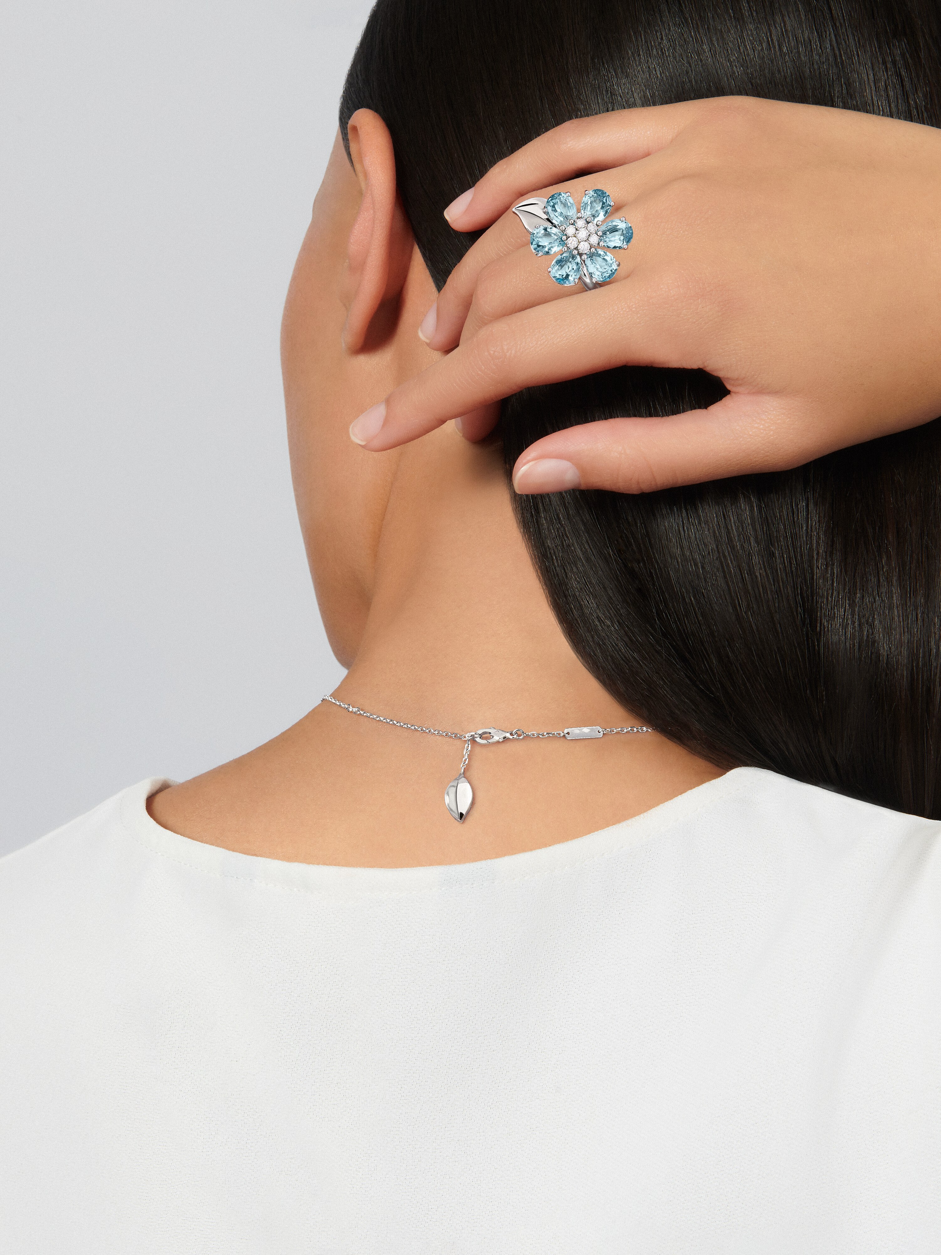 Fleurs d’Hawaï pendant, 18K white gold, Aquamarine:  6 stones,  6.18 carats, Diamond:  7 stones,  0.19 carat, Worn Detail, Jewelry Pendent - Van Cleef & Arpels