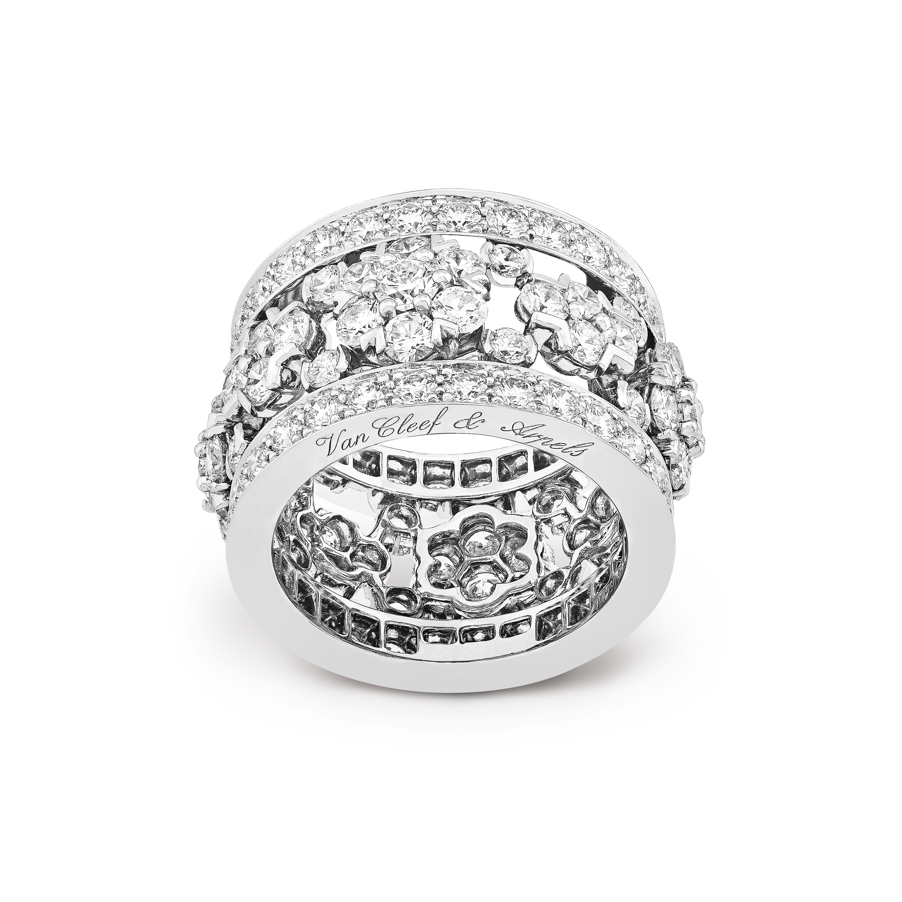 Snowflake ring, 18K white gold, Diamond:  114 stones,  5.25 carats, Front, High Jewelry Ring - Van Cleef & Arpels