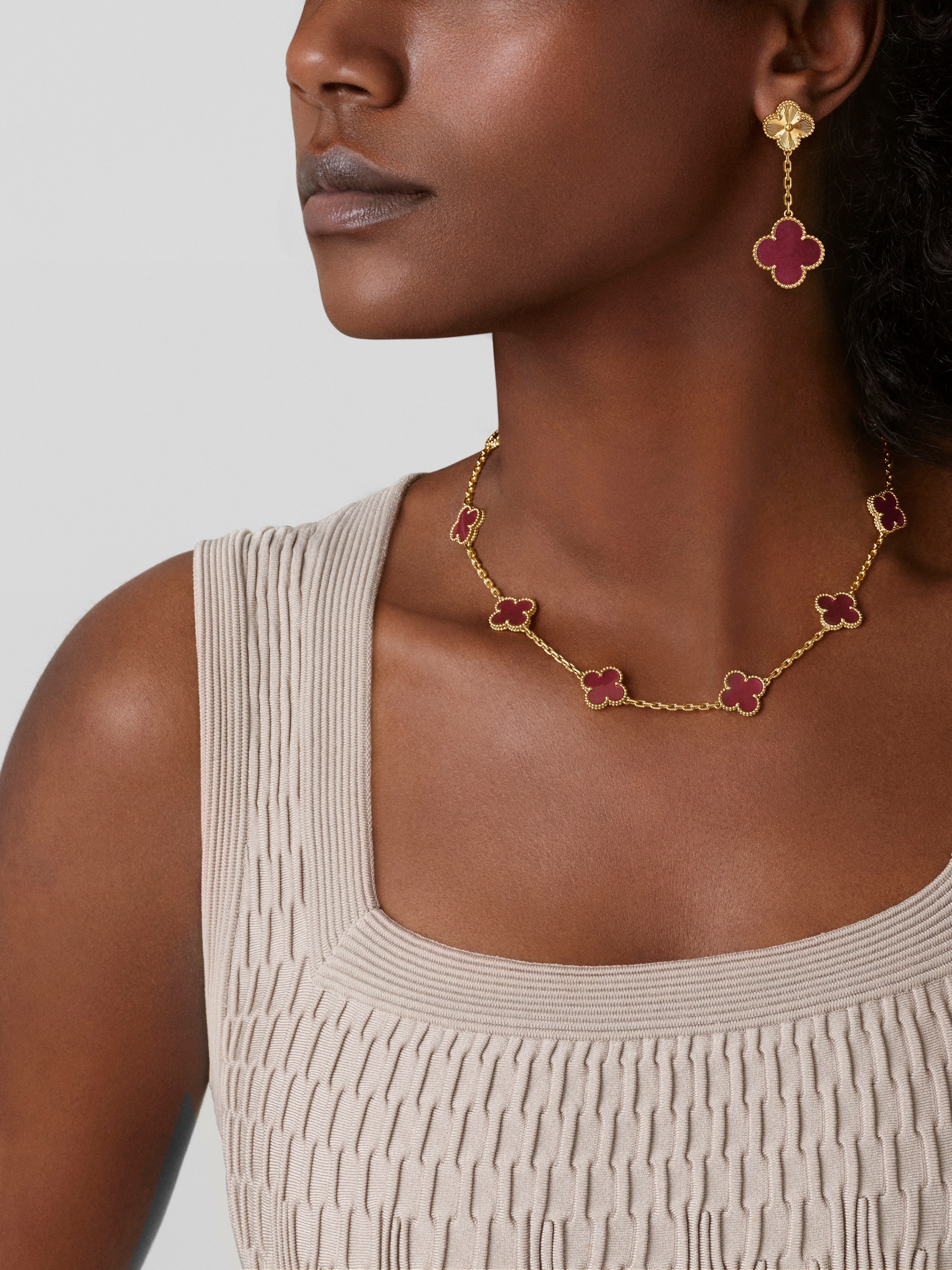 Vintage Alhambra necklace, 10 motifs, 18K yellow gold, Worn Alternative, Jewelry Necklace - Van Cleef & Arpels
