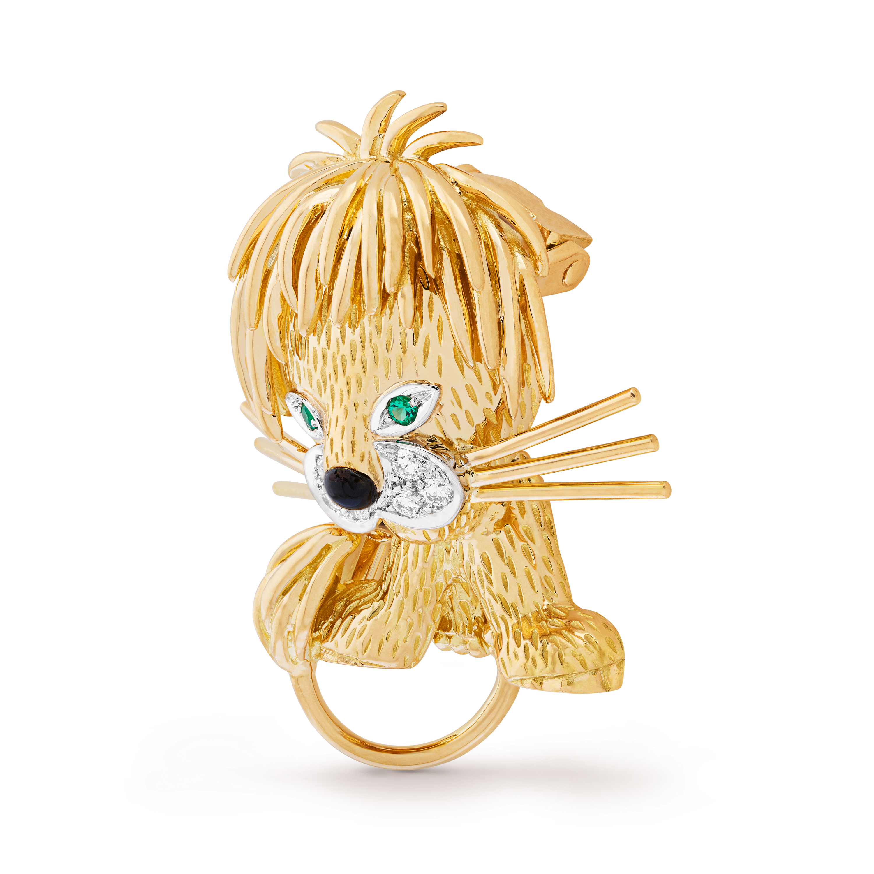 Clip Lion Ebouriffé, petit modèle, Or jaune 750/1000, Diamant:  6 pierres,  0.09 carat, Émeraude:  2 pierres,  0.01 carat, Profile, Jewelry Clip - Van Cleef & Arpels