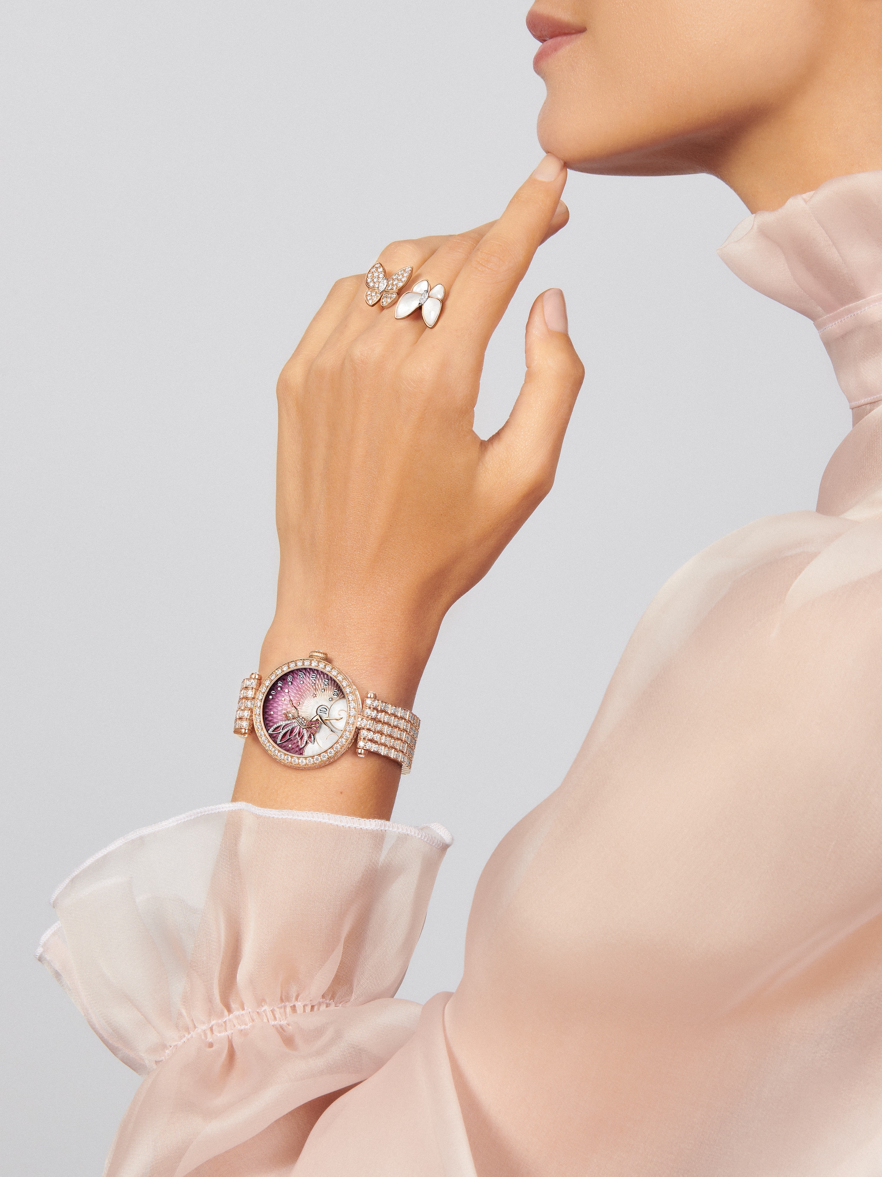 Lady Féerie Or Rose watch, 18K rose gold, Diamond:  640 stones,  14.68 carats, Mother-of-pearl:  2 stones, Sapphire:  12 stones,  0.01 carat, Worn Alternative, Watch - Van Cleef & Arpels
