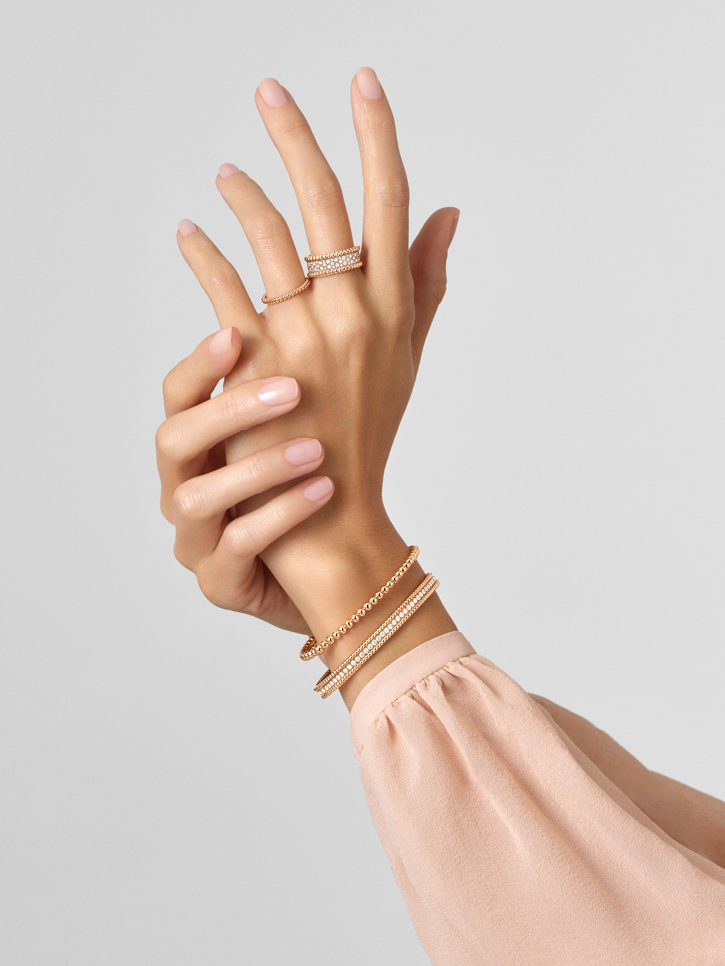 Perlée pearls of gold bracelet, small model, 18K rose gold, Worn Detail, Jewelry Bracelet - Van Cleef & Arpels
