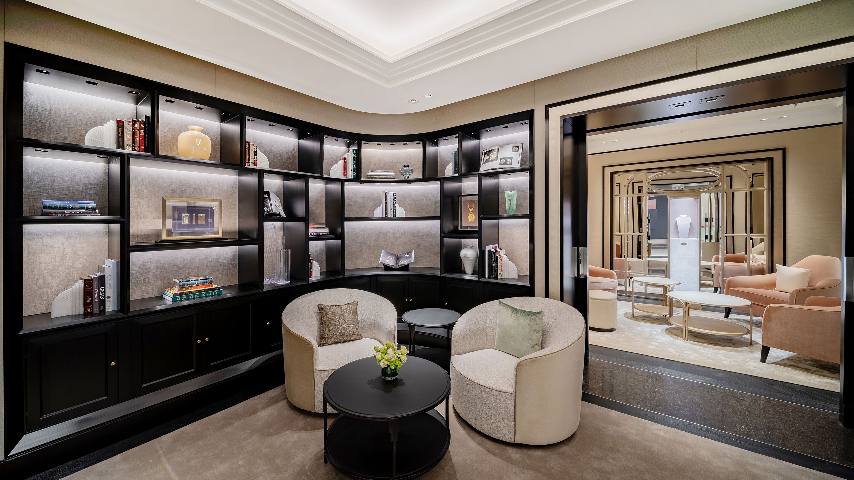 Hangzhou Tower, picture of the boutique's main area, Van Cleef & Arpels.