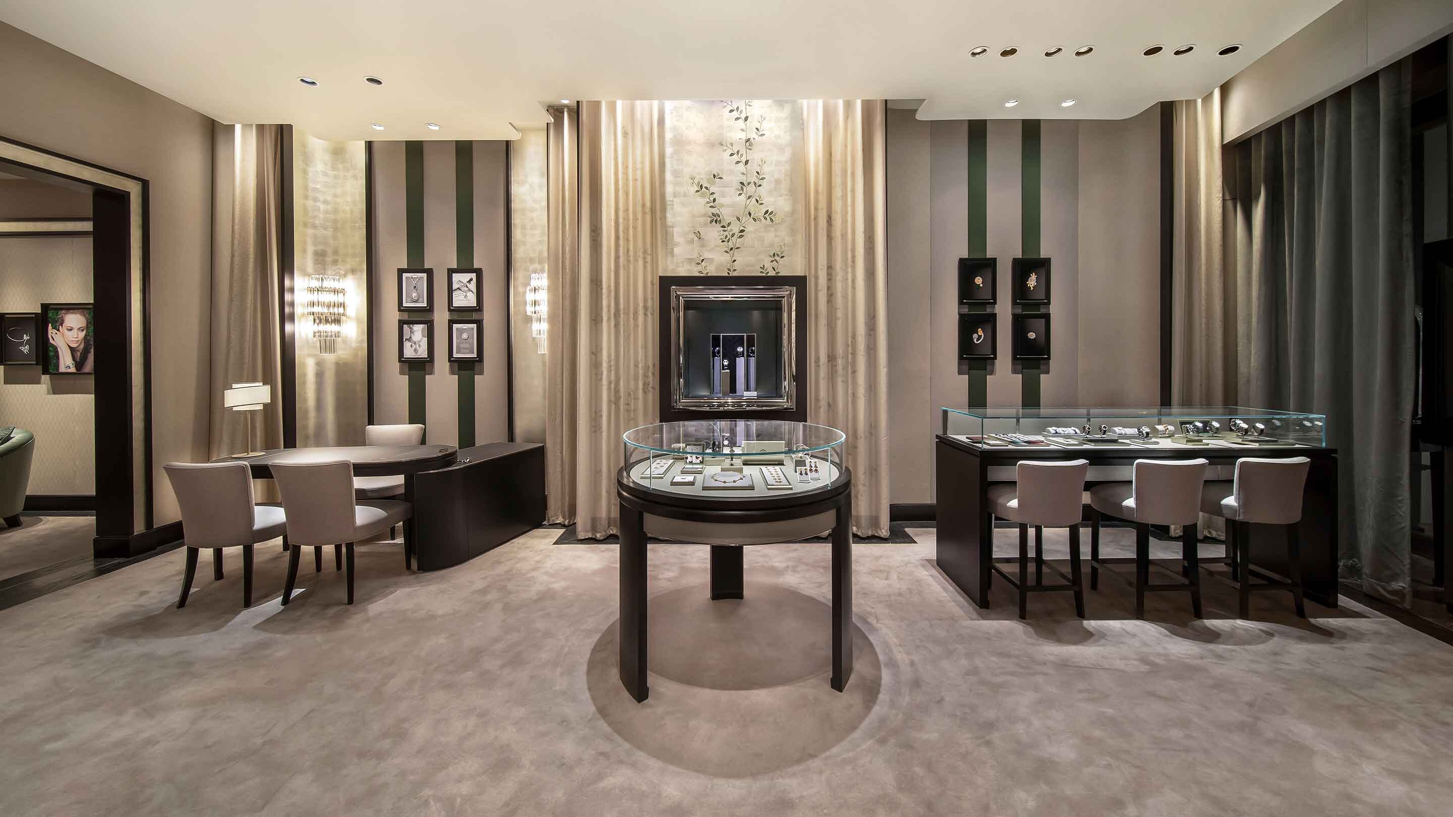 Hangzhou mix C boutique present the main aera view, van cleef and arpels