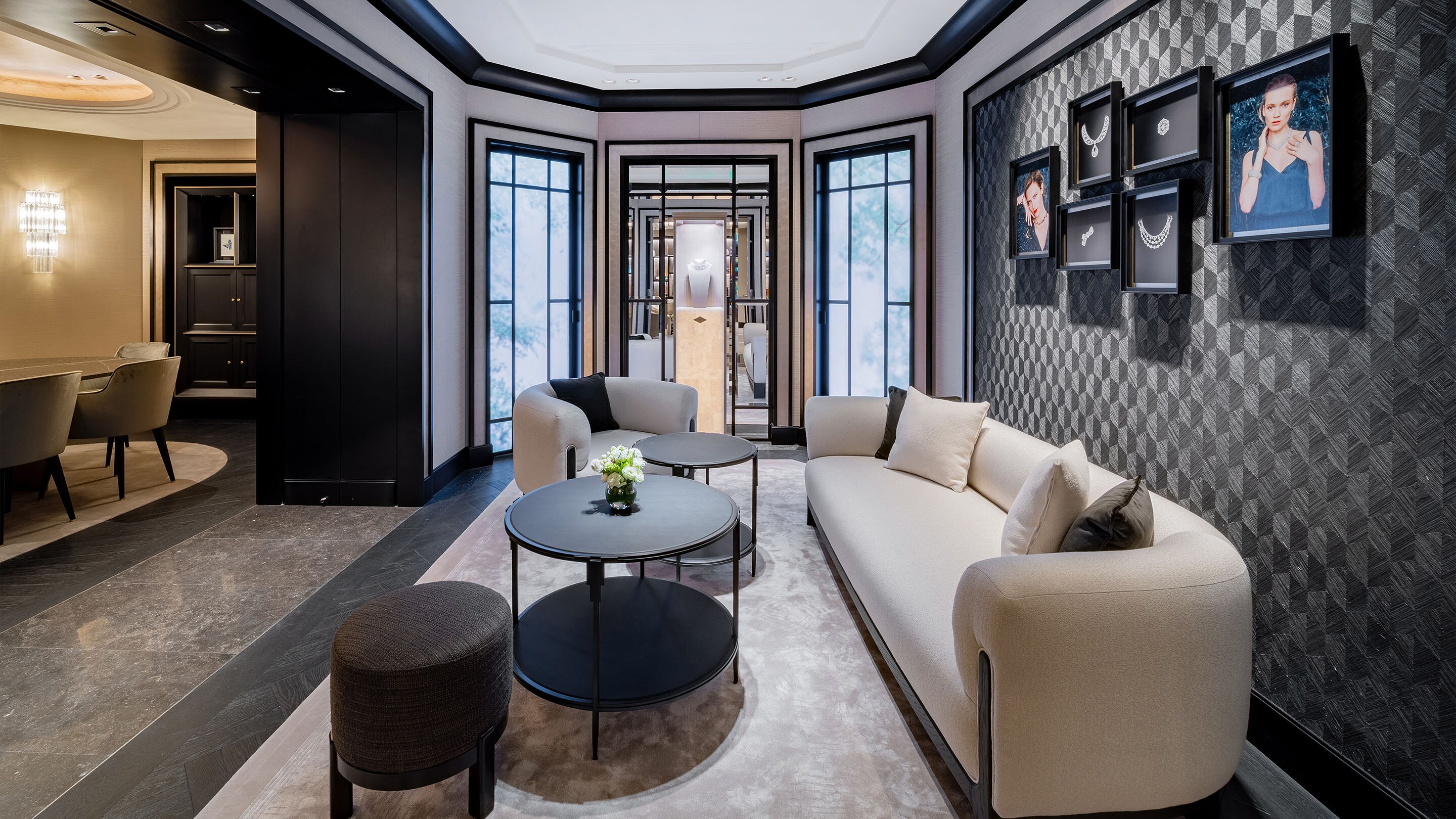 Hangzhou Tower, picture of the boutique's art déco salon, Van Cleef & Arpels.