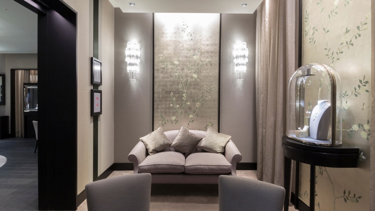 seoul shinsegae dutyfree myeongdong boutique present living room view, Van Cleef & Arpels