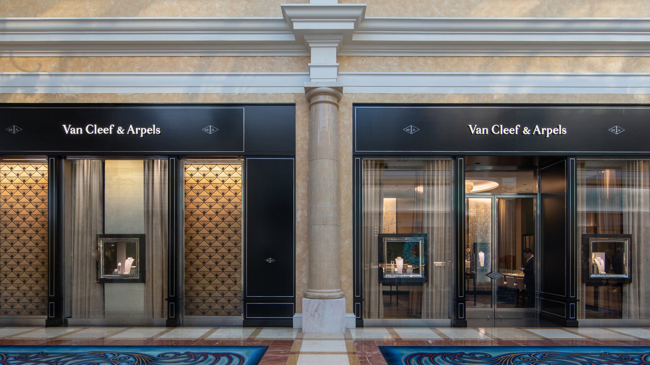 las vegas bellagio boutique present facade view, Van Cleef & Arpels
