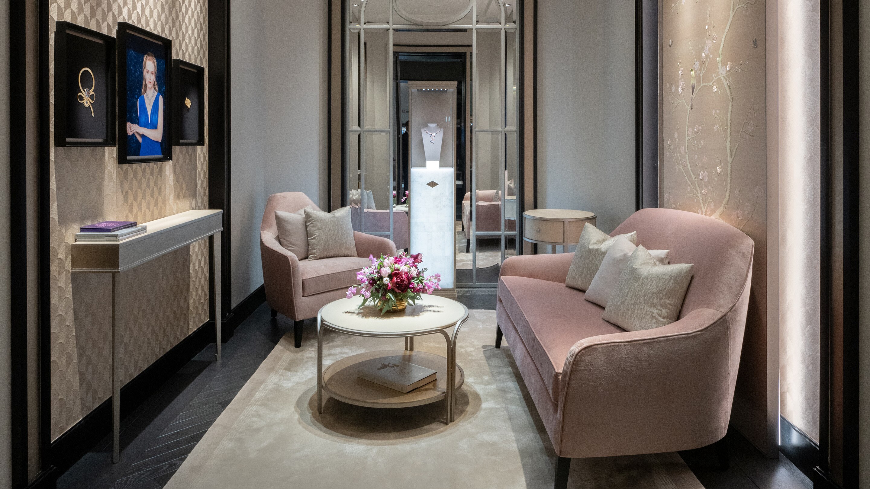 las vegas bellagio boutique present living room view, Van Cleef & Arpels