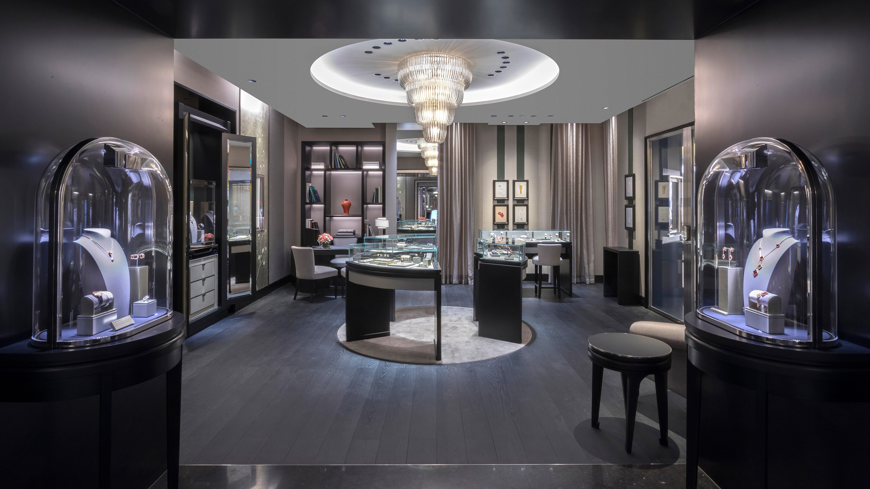 singapore ngee ann city boutique present main area view, Van Cleef & Arpels