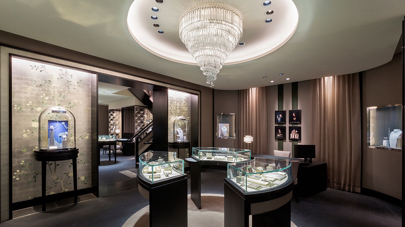 melbourne collins street boutique present main area view, Van Cleef & Arpels