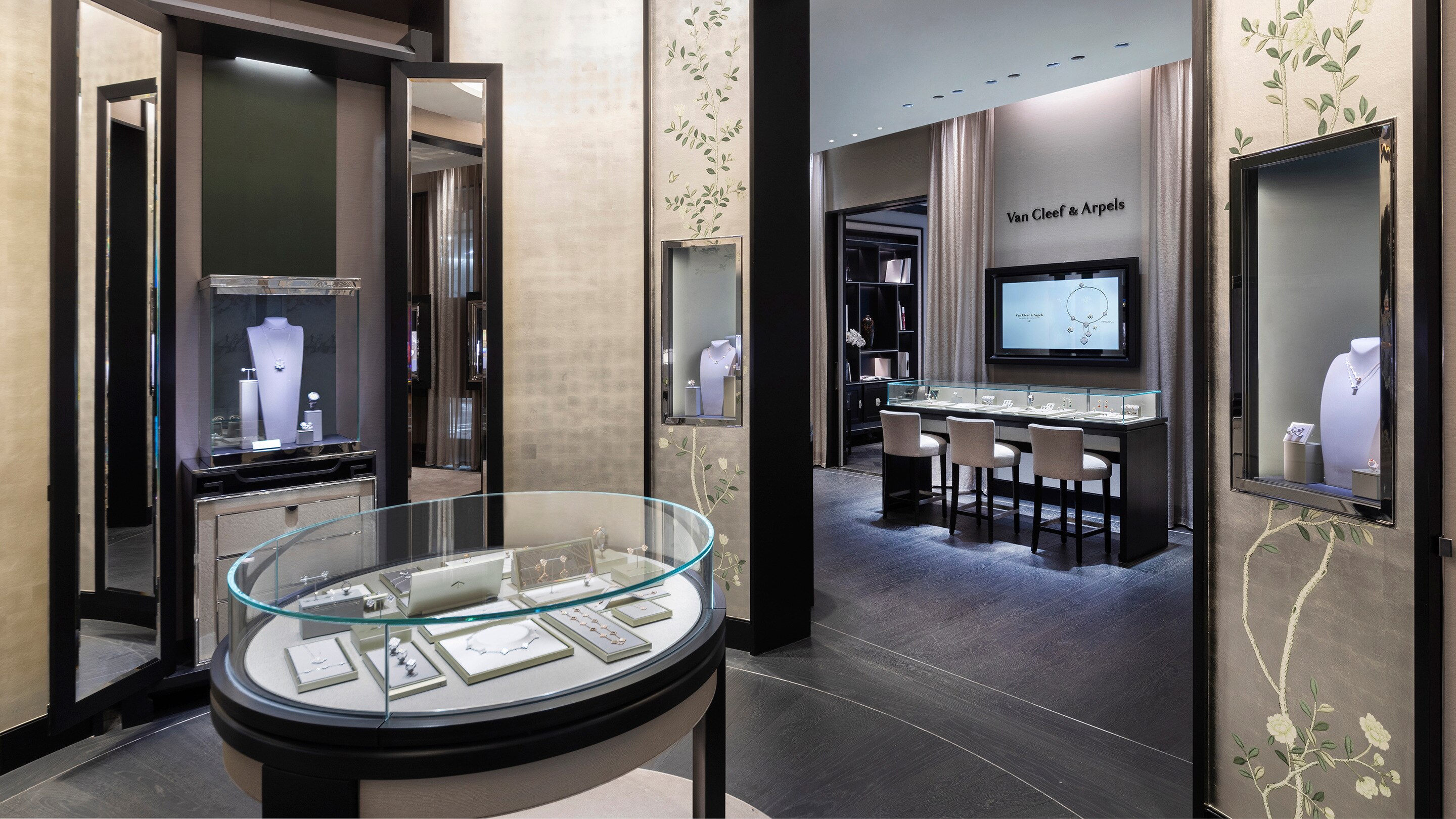 changsha ifs boutique present main area view, Van Cleef & Arpels