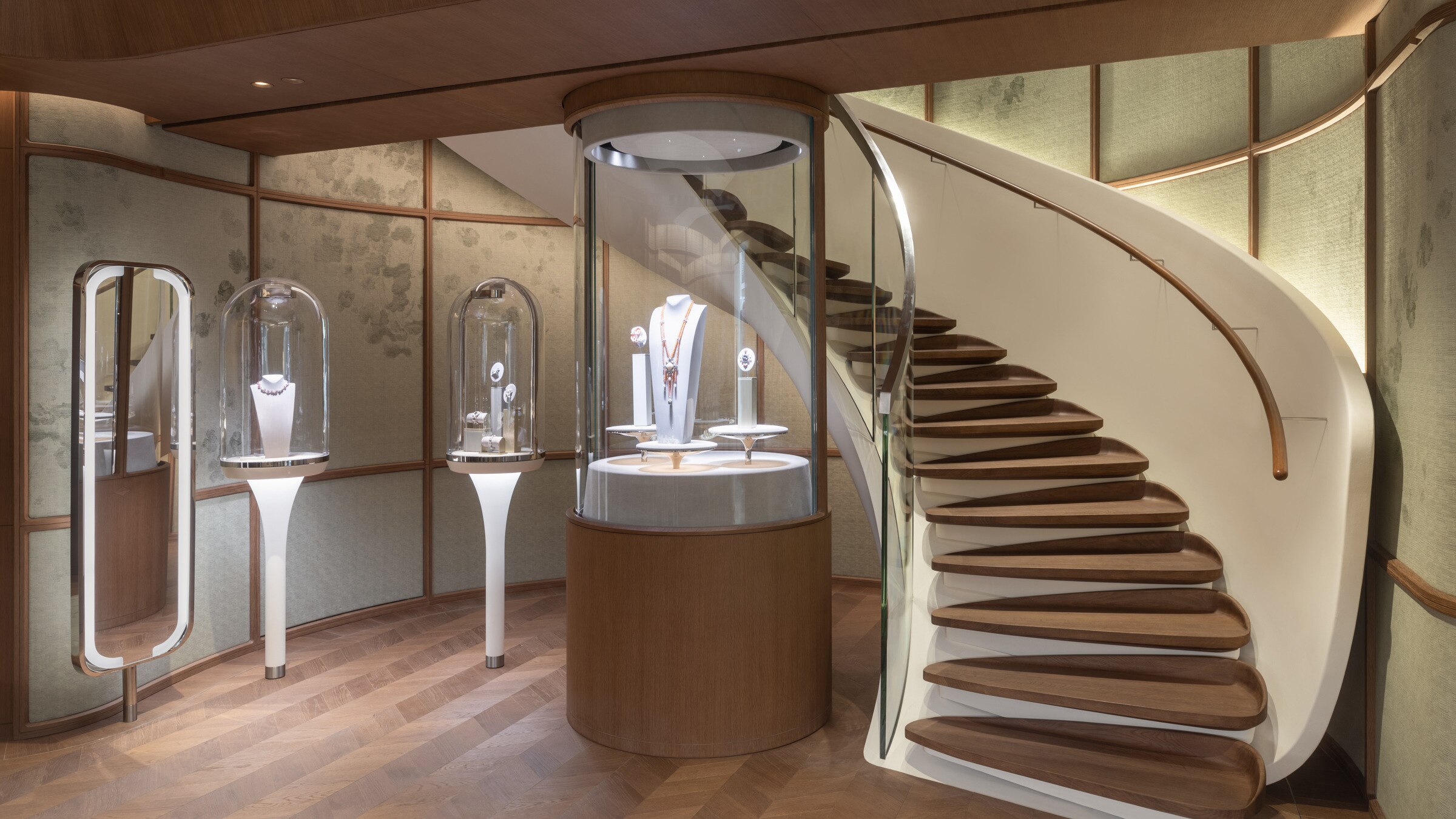 5751 hong kong princes building boutique van cleef arpels