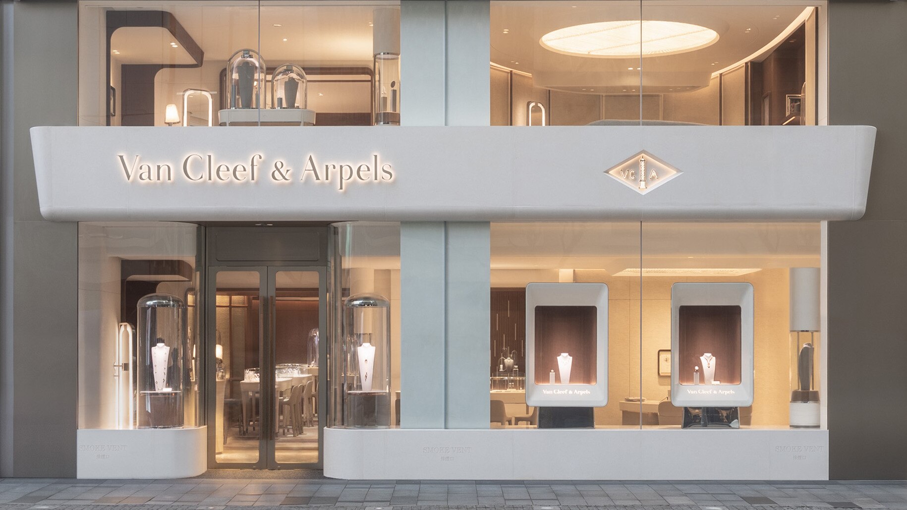 5751-hongkong-princesbuilding-boutique-representativeview-van-cleef-arpel
