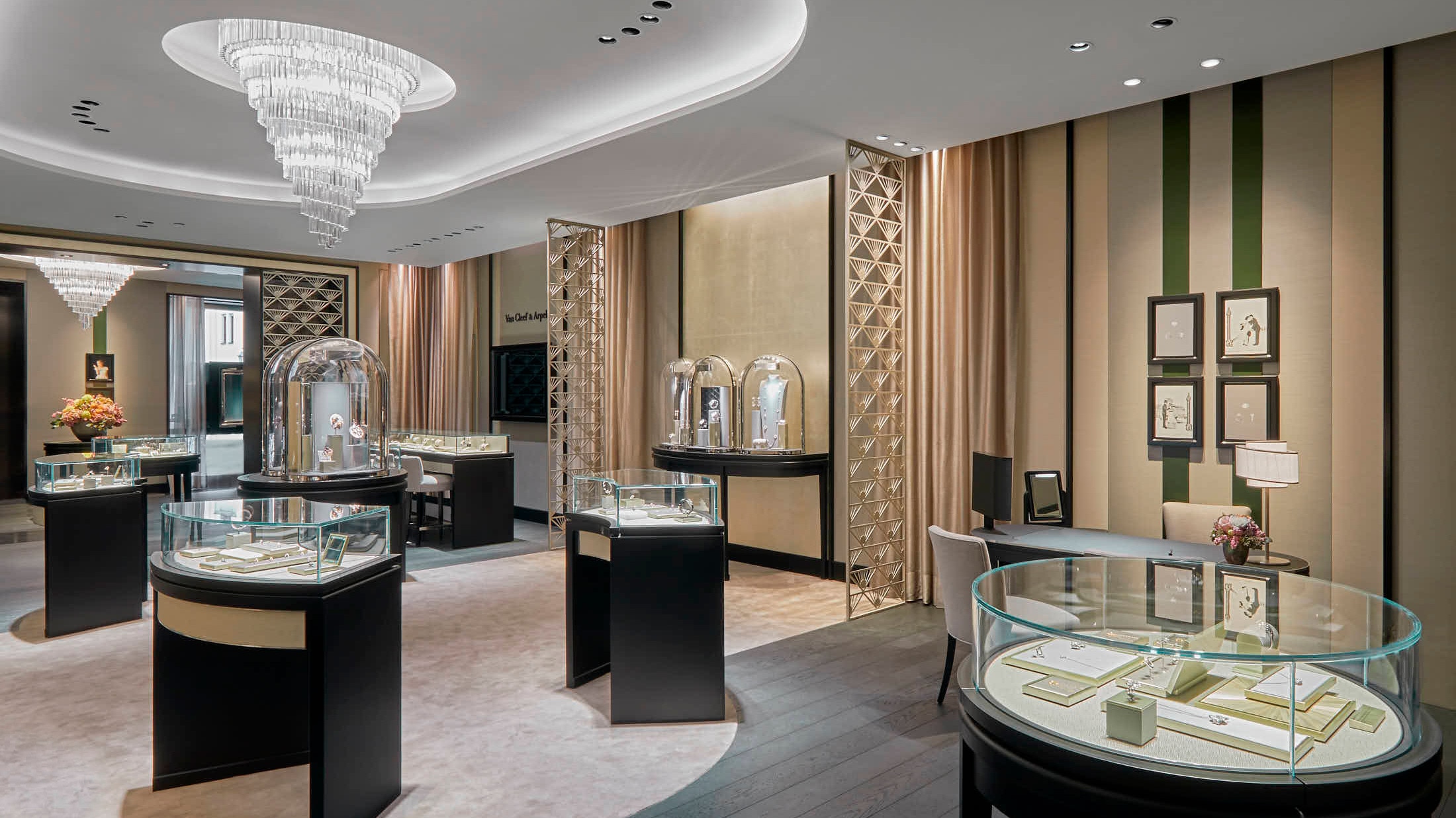 munich - maximilianstrasse boutique present interior view