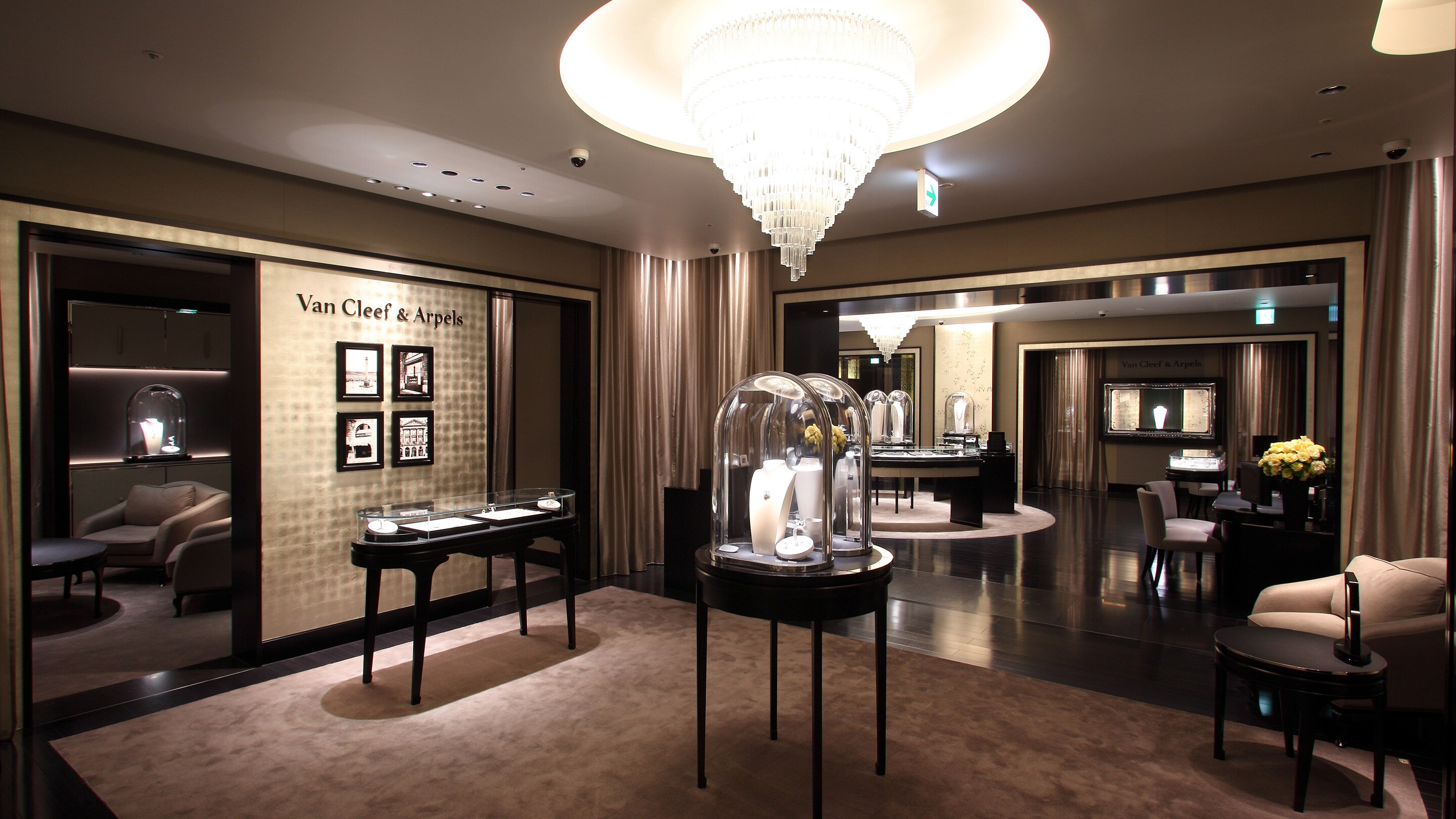 fukuoka - solaria boutique present interior view