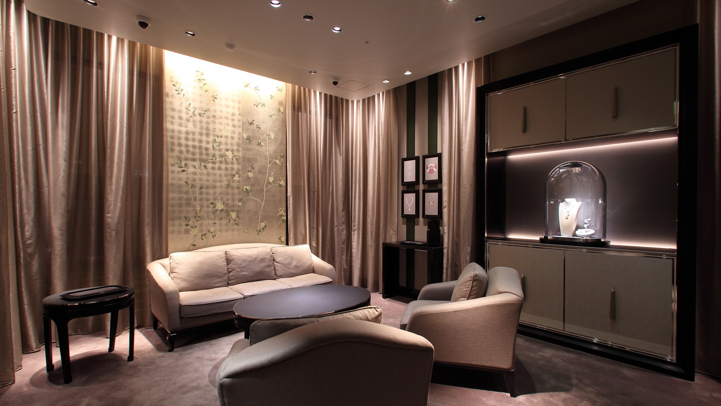fukuoka - solaria boutique present interior view