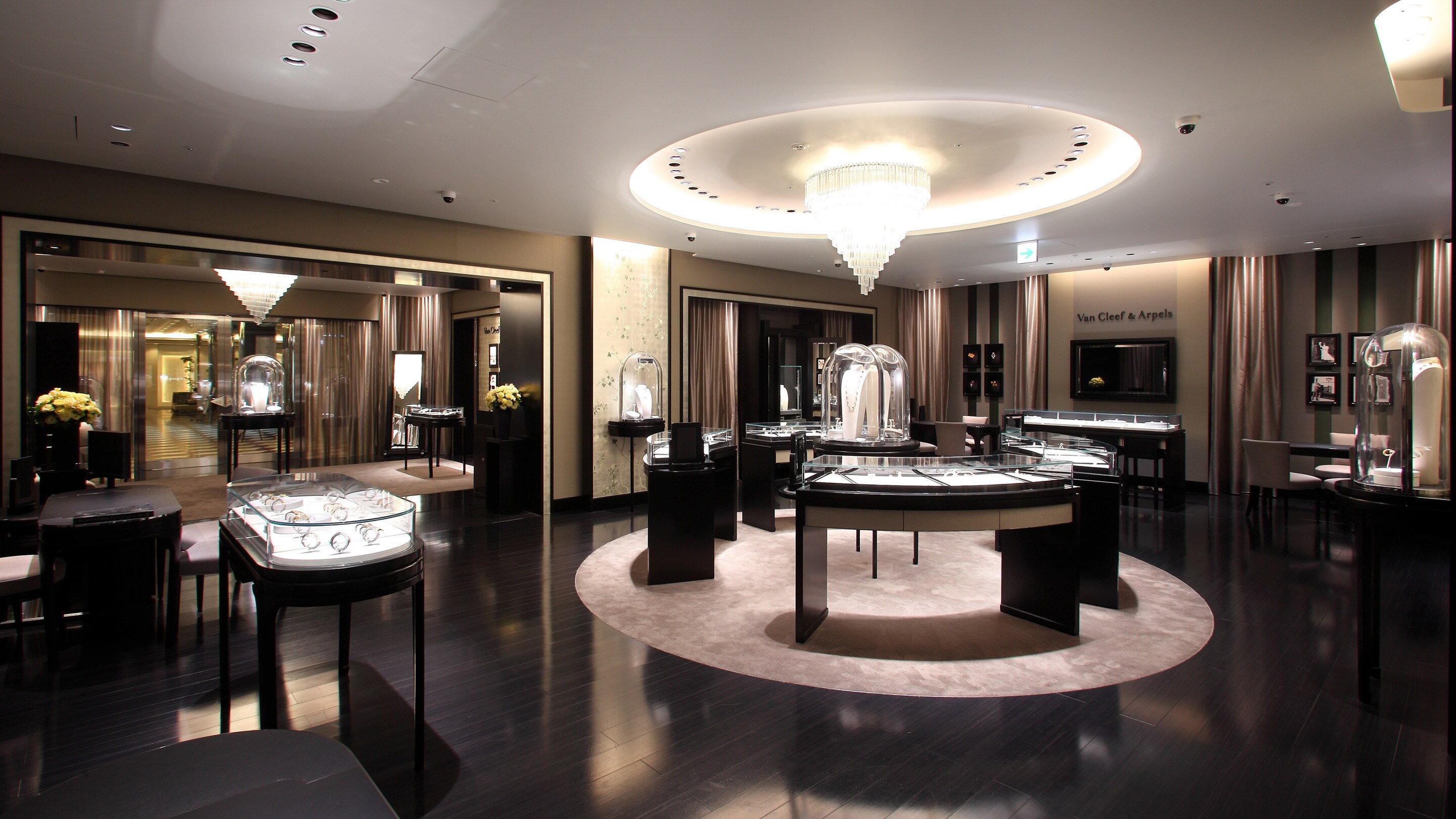 fukuoka - solaria boutique present interior view