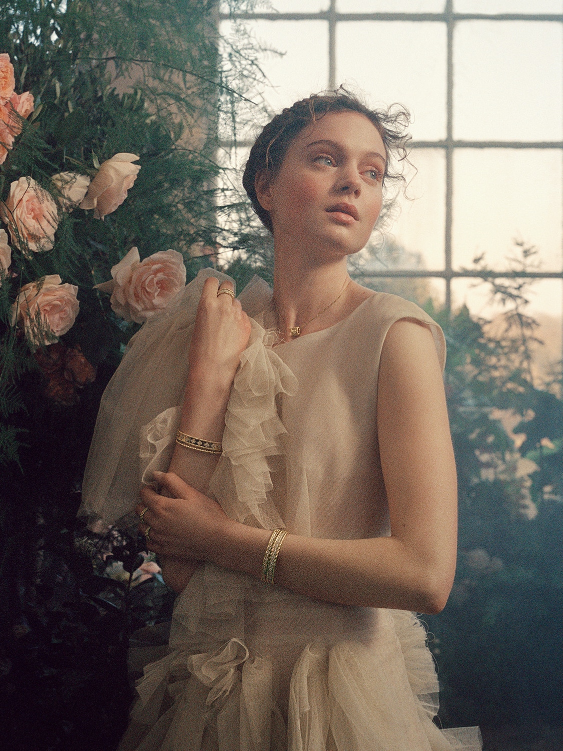 Worn Views, Olivia Bee, Perlée collection, Van Cleef & Arpels
