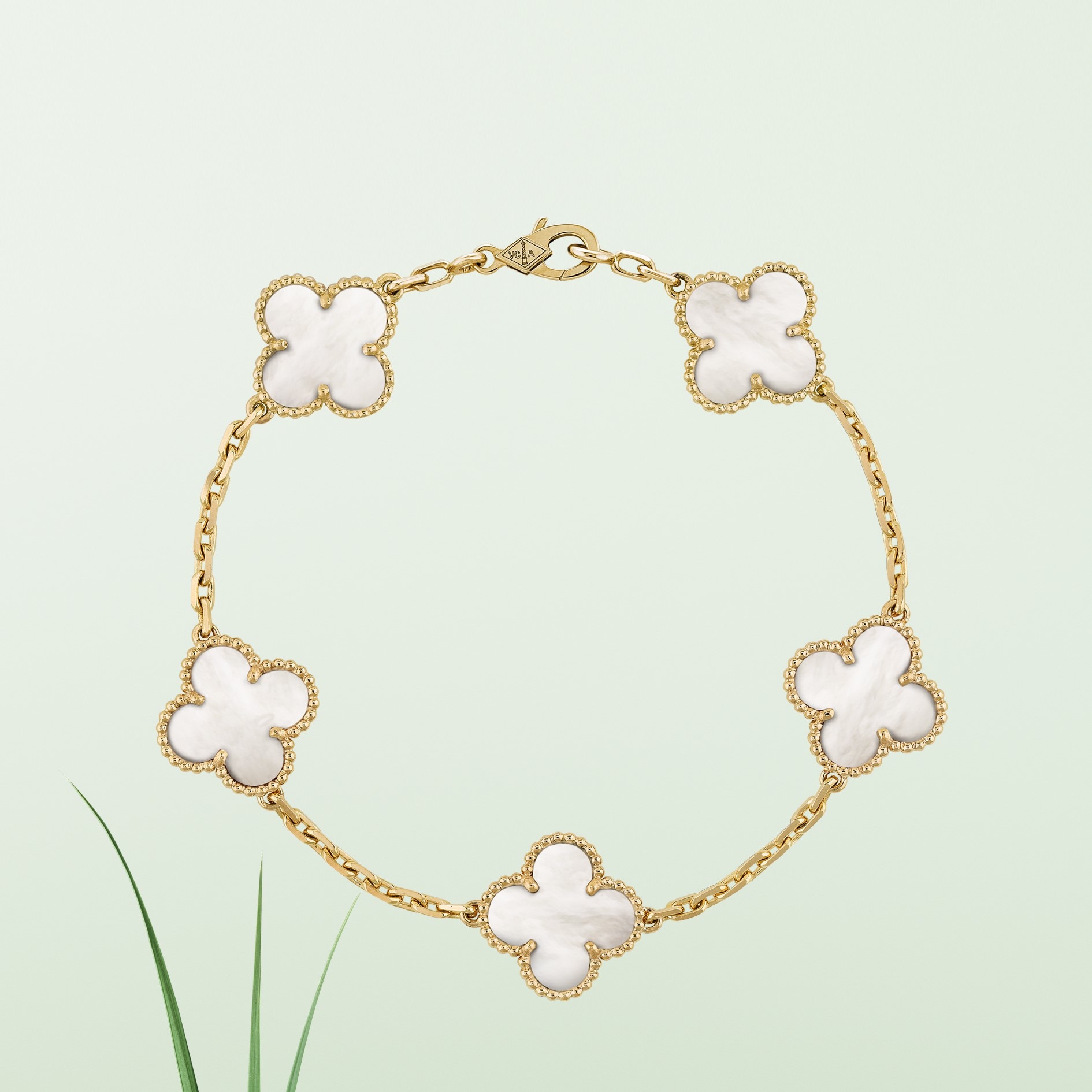 vancleef bracelet prices