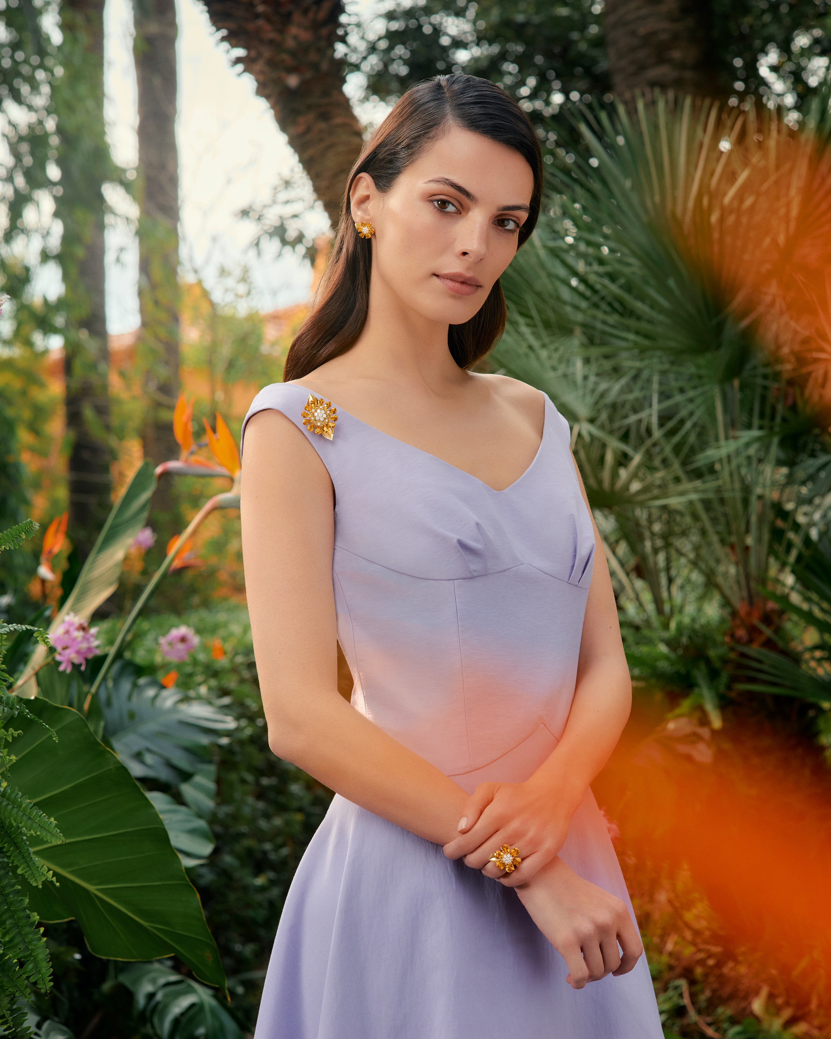 Image 60: Fleurs d'Hawaï collection, Van Cleef & Arpels.