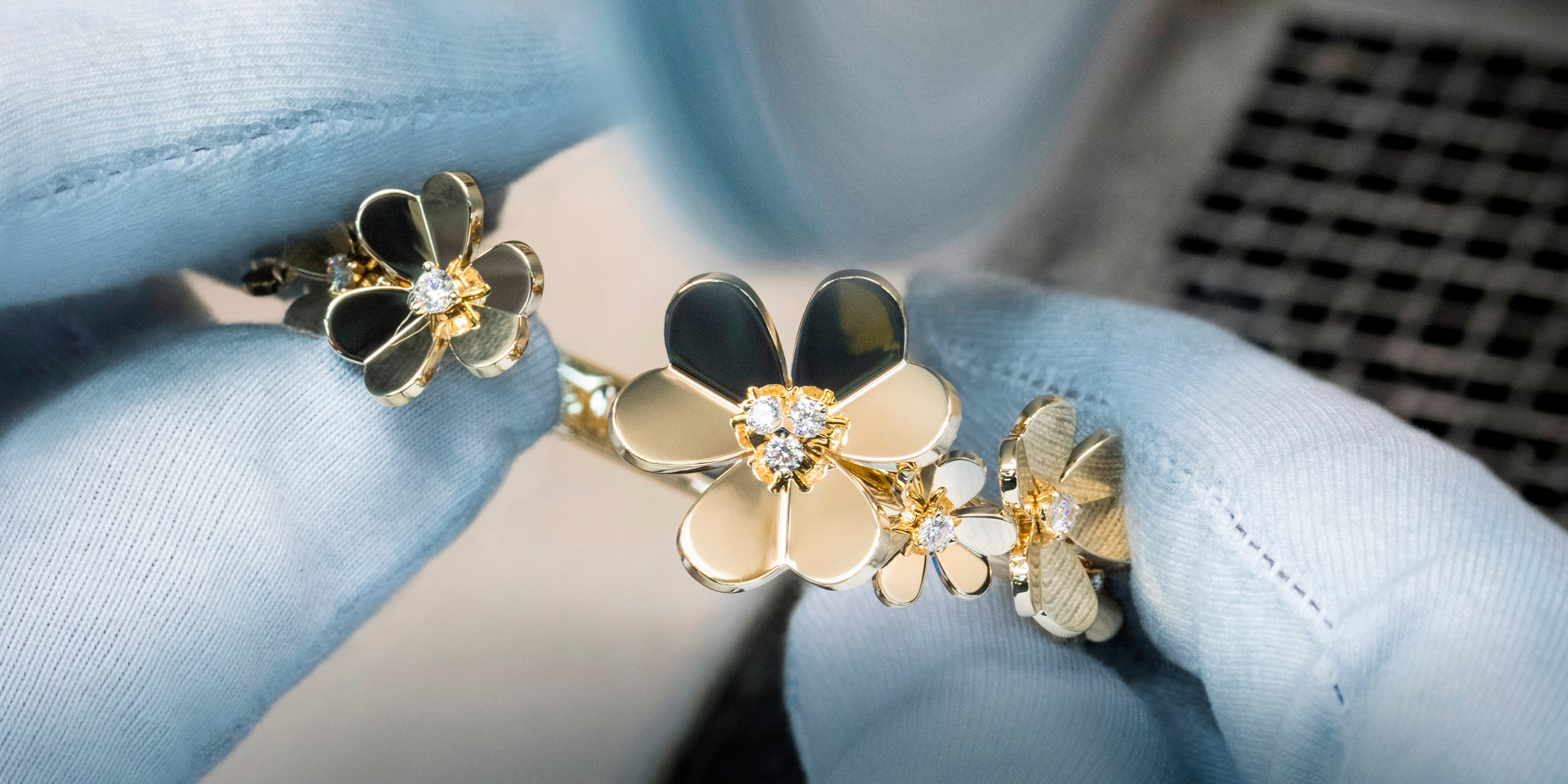 Maison Van Cleef & Arpels – Jewelry and High Jewelry, place Maison Van Cleef & Arpels – Jewelry and High Jewelry, place