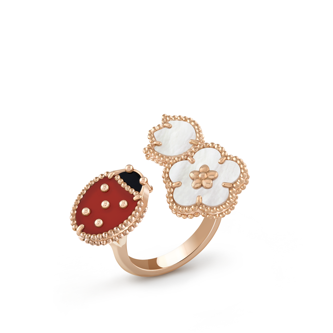 Lucky Spring Between the Finger ring, 18K rose gold, white mother-of-pearl, carnelian, onyx.