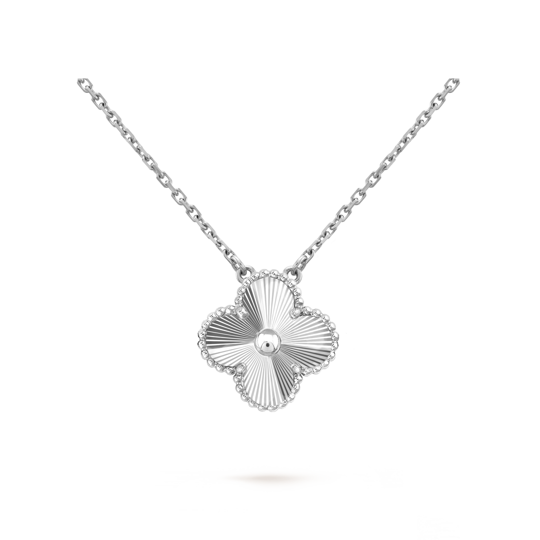 Vintage Alhambra pendant, 18K white gold