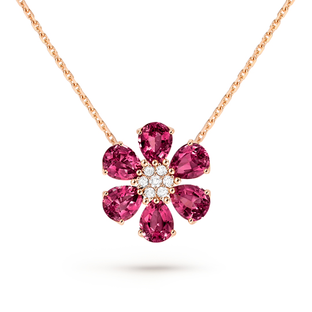 Image 65: Fleurs d’Hawaï pendant, medium model, 18K rose gold, rhodolites, diamonds. Fleurs d'Hawaï collection, Van Cleef & Arpels.