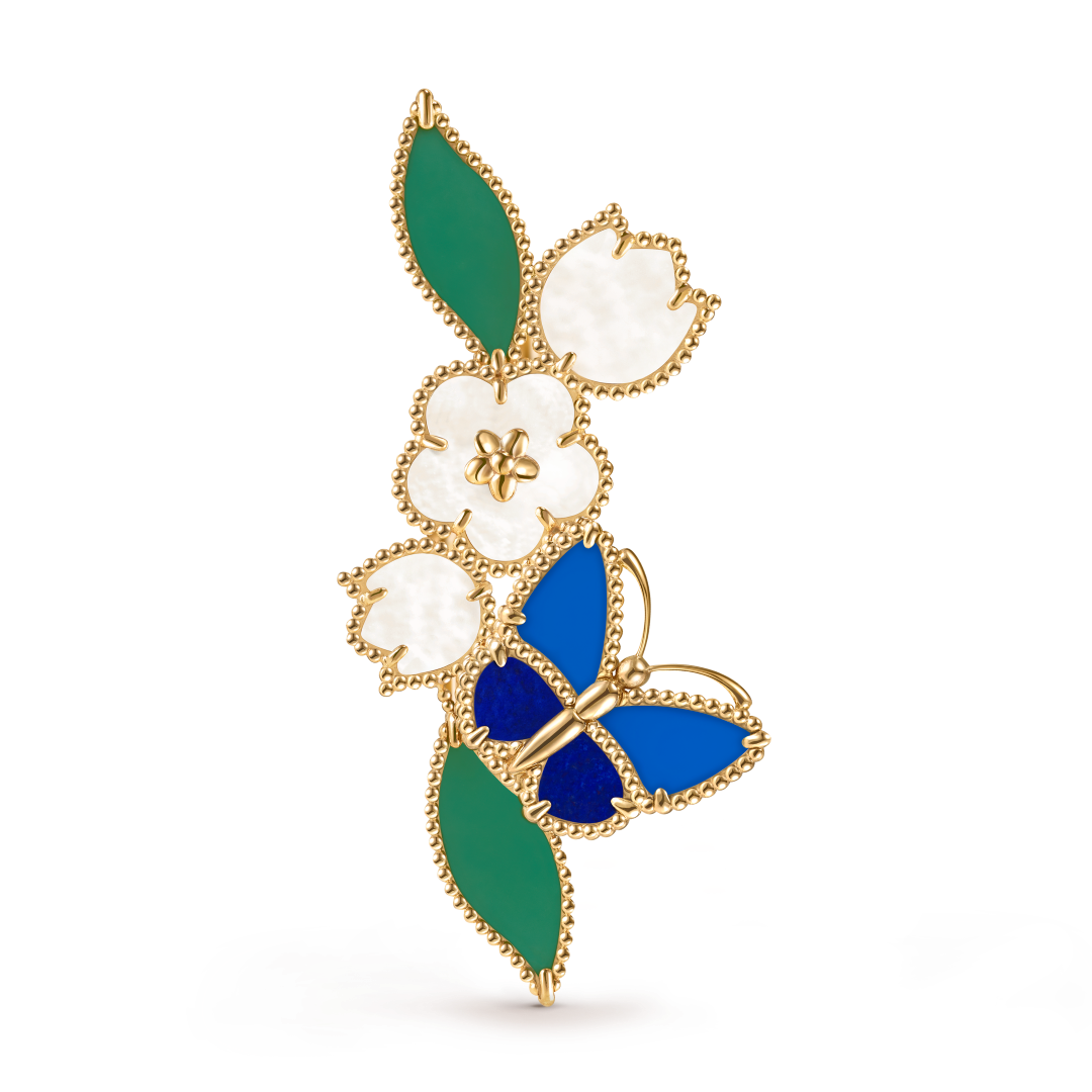 ラッキー スプリング パピヨン クリップ、18K イエローゴールド、ラピスラズリ、ブルーアゲート、グリーンアゲート、ホワイト マザーオブパール。ラッキー スプリング® コレクション、ヴァン クリーフ＆アーペル。