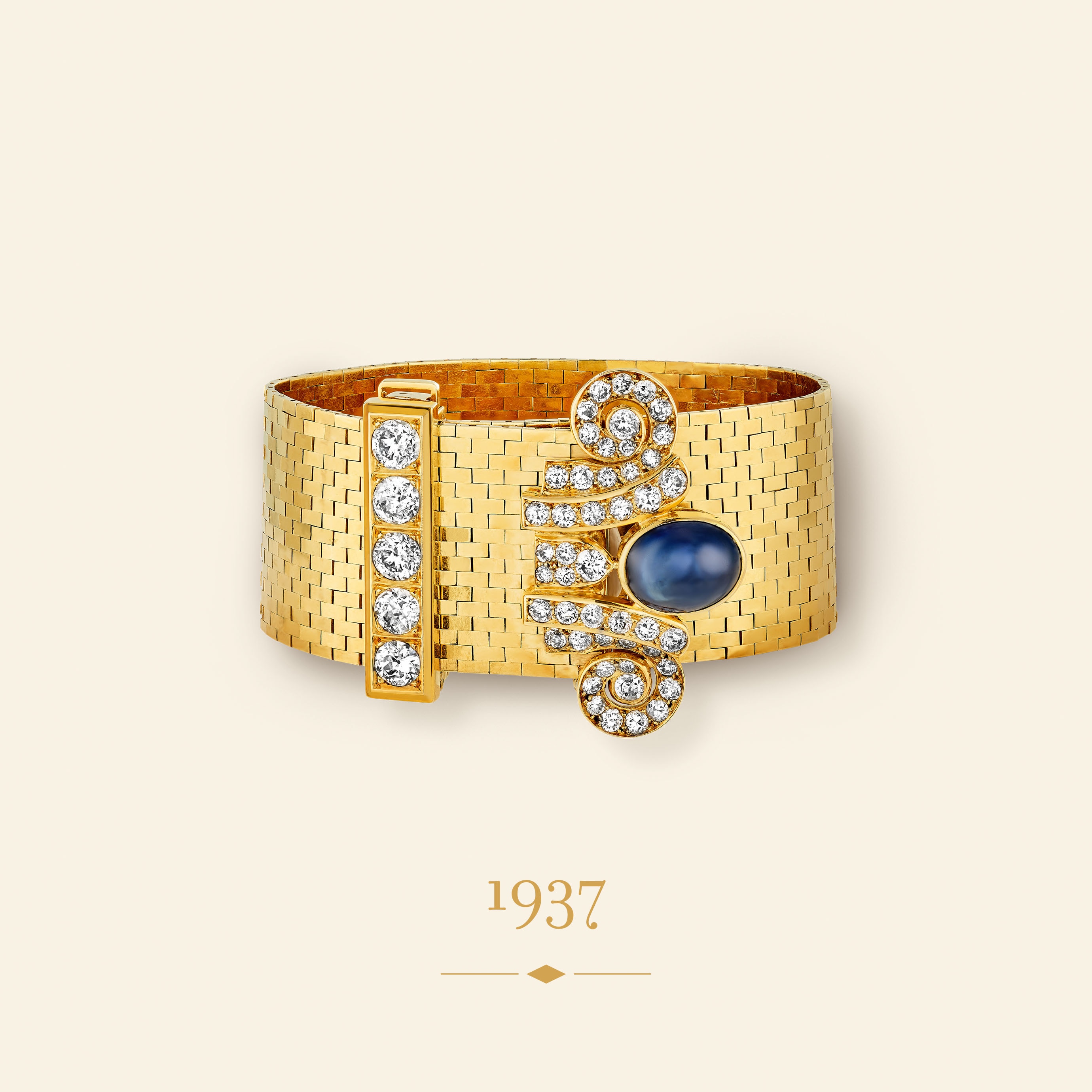 Ludo bracelet, 1937​. Yellow gold, sapphire, diamonds​. Van Cleef & Arpels Collection.