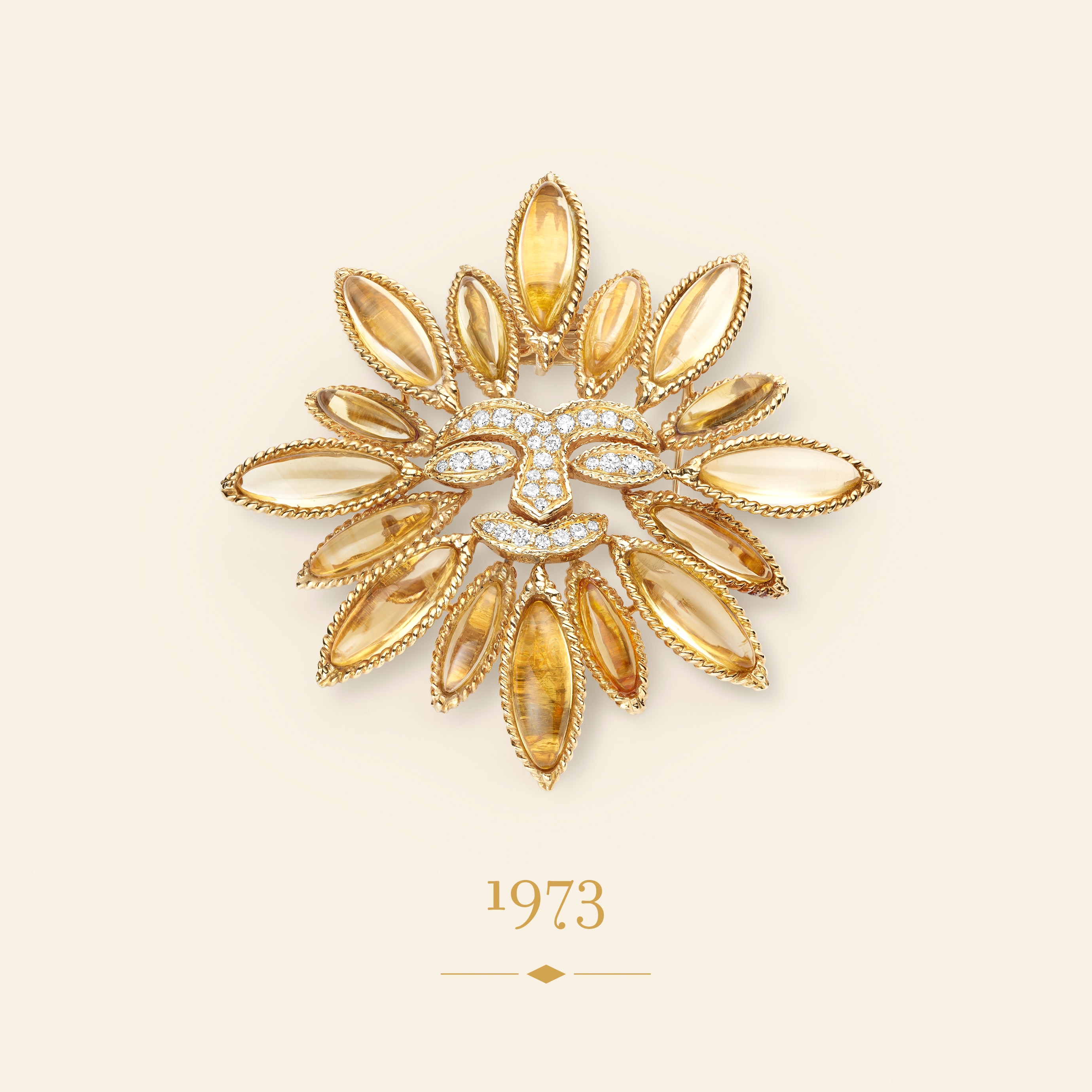 Sun clip, 1973. Transformable into a pendant. Yellow gold, white gold, citrines, diamonds. Van Cleef & Arpels Collection