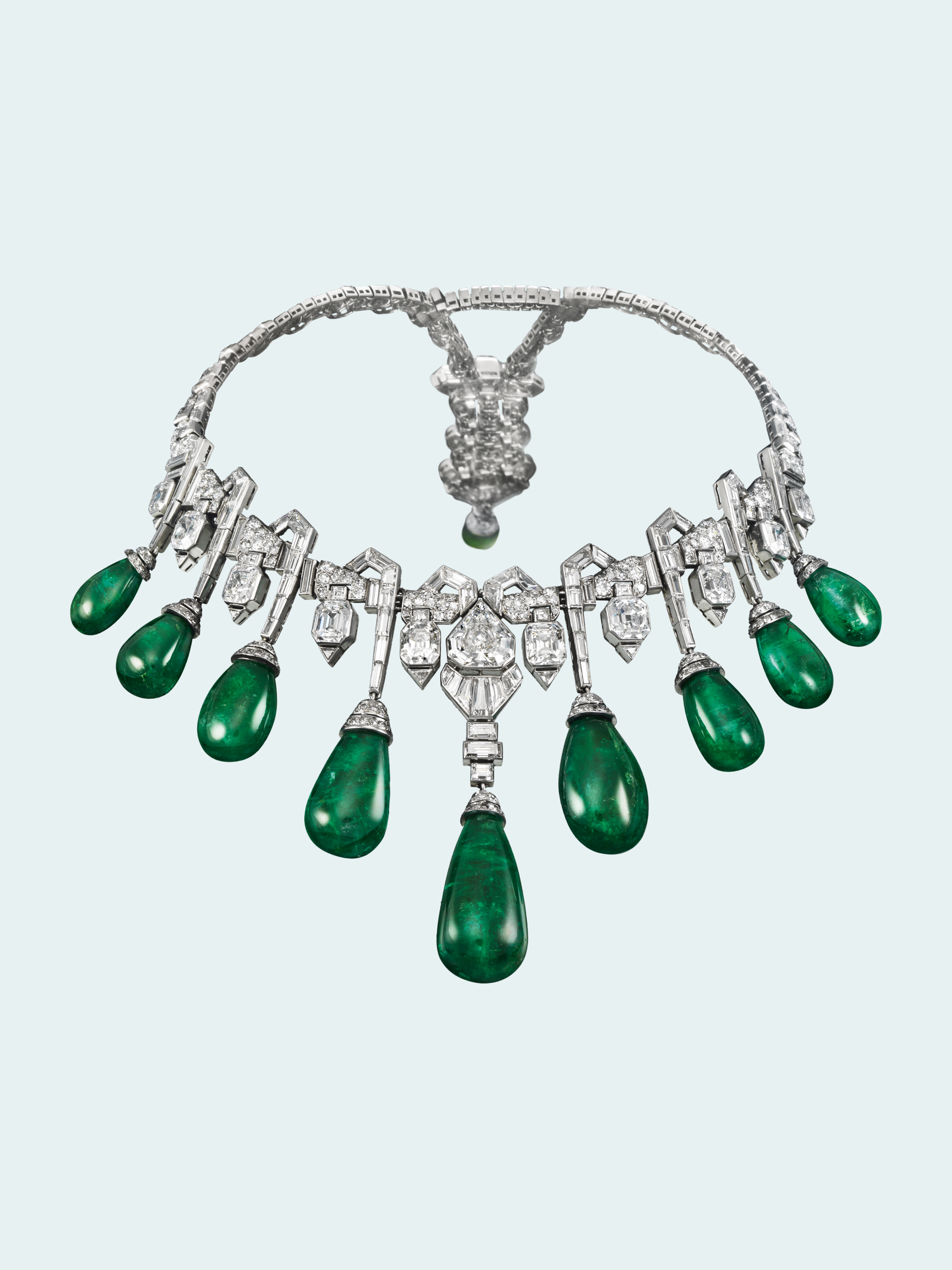 Collaret, 1929. Platinum, emeralds, diamonds. Van Cleef & Arpels Collection.